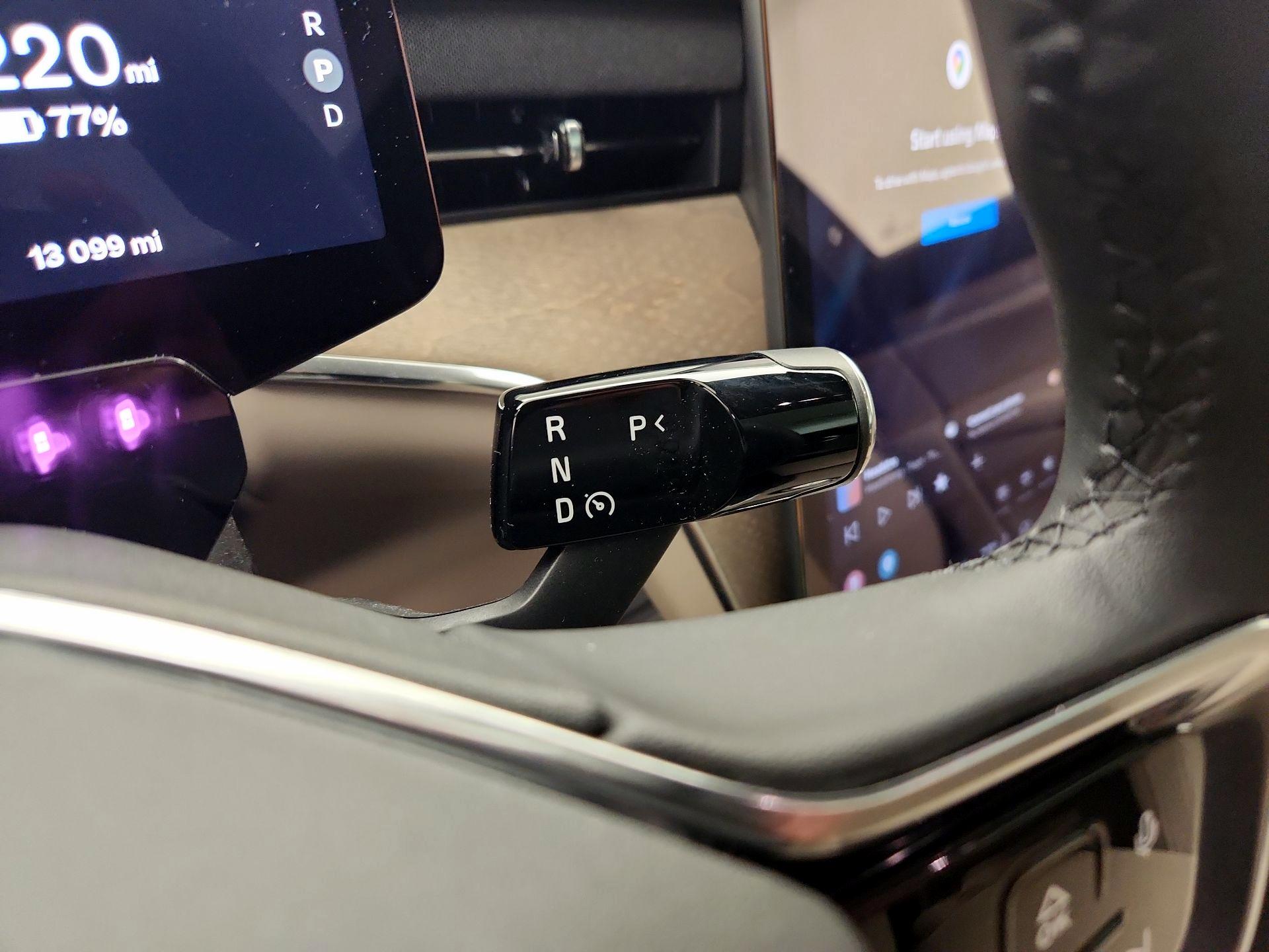 Thumbnail: 2025 Volvo EX90 - 17