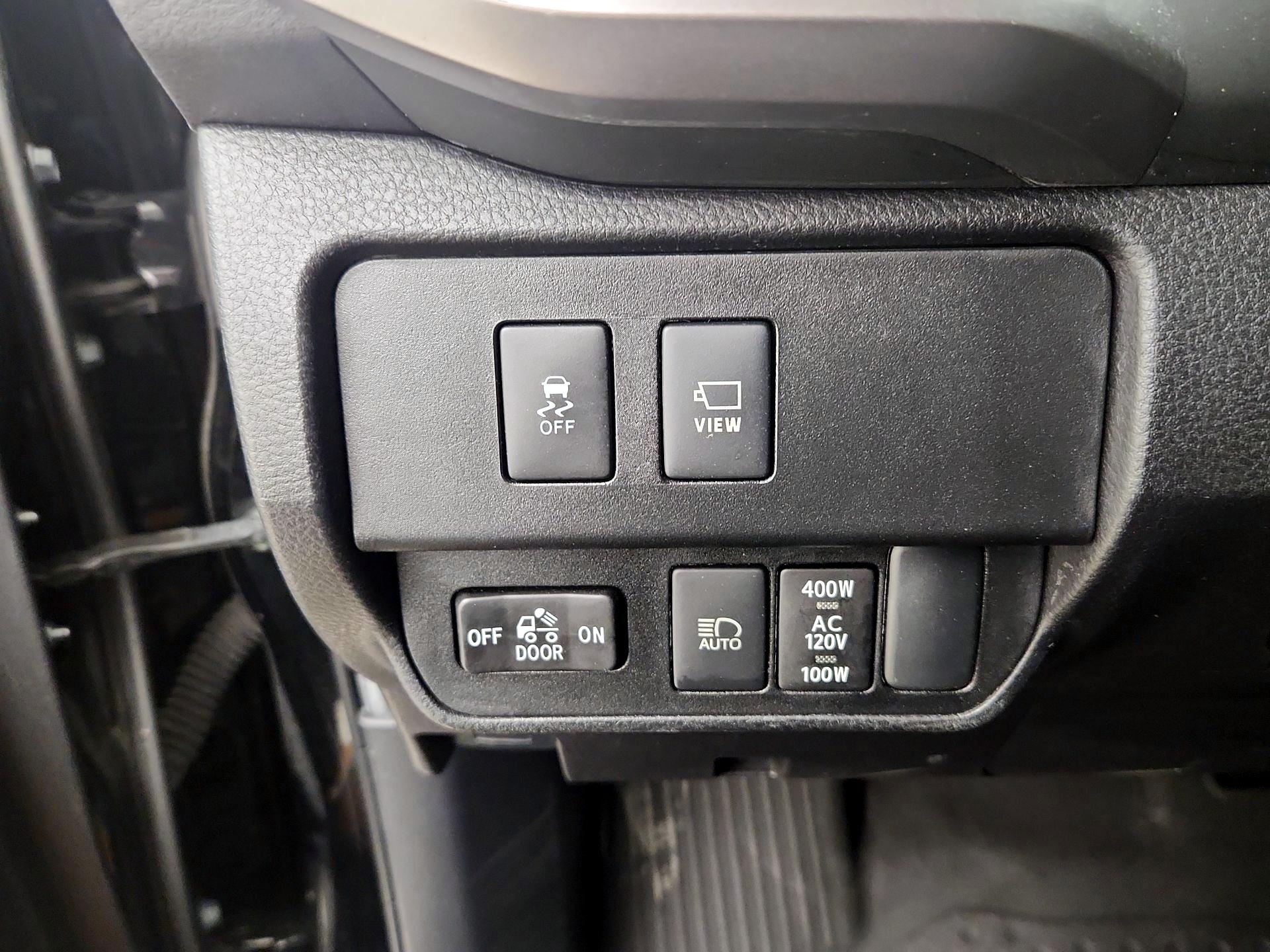 Thumbnail: 2023 Toyota Tacoma - 13