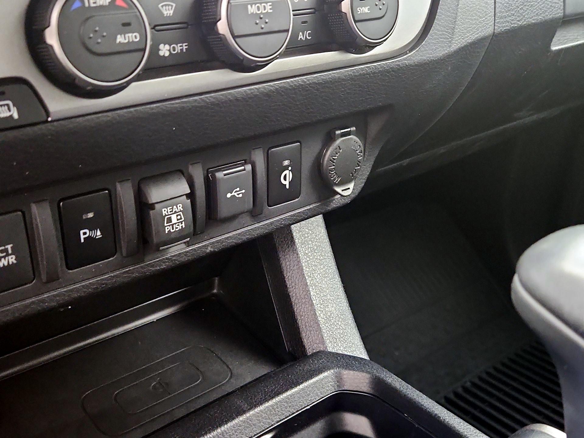 Thumbnail: 2023 Toyota Tacoma - 19