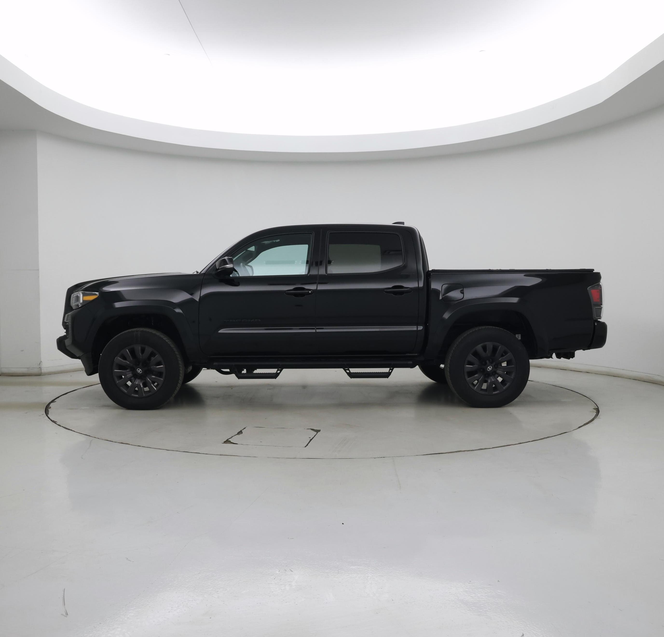 Thumbnail: 2023 Toyota Tacoma - 3