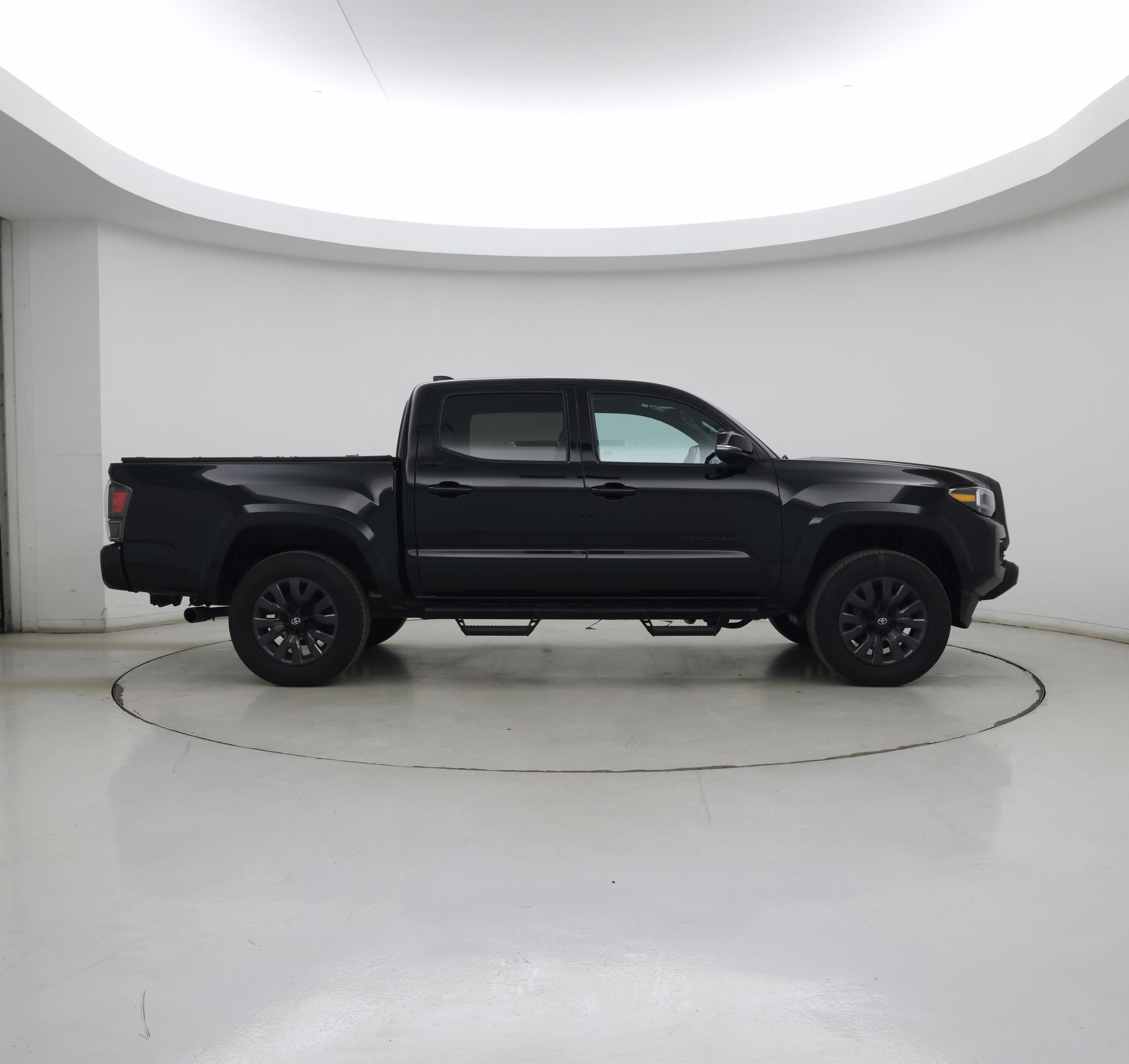 Thumbnail: 2023 Toyota Tacoma - 7