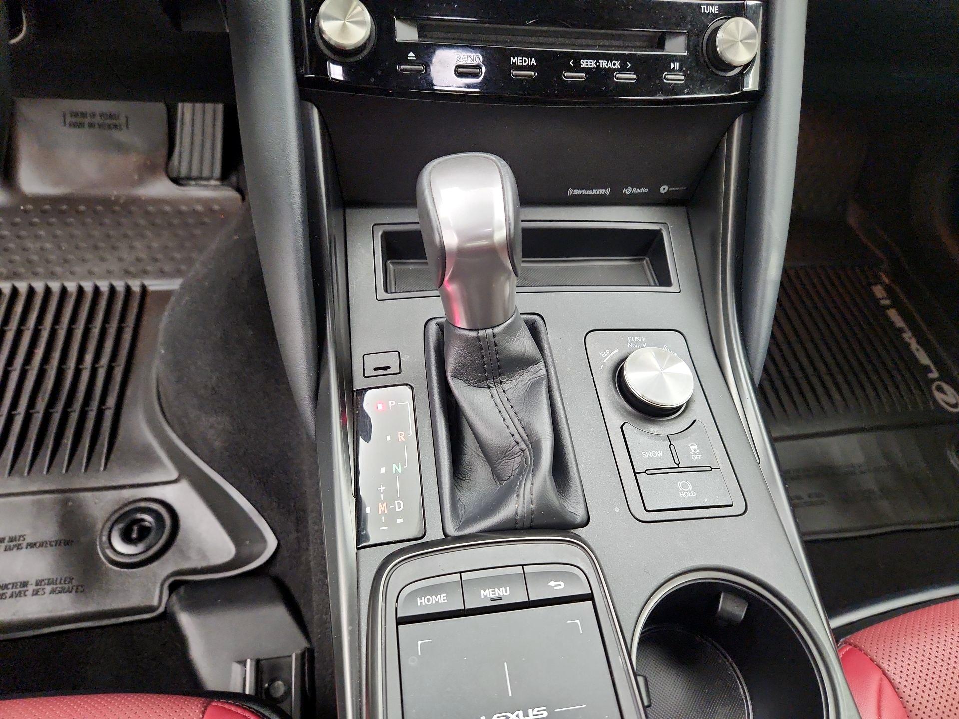 Thumbnail: 2021 Lexus IS - 17