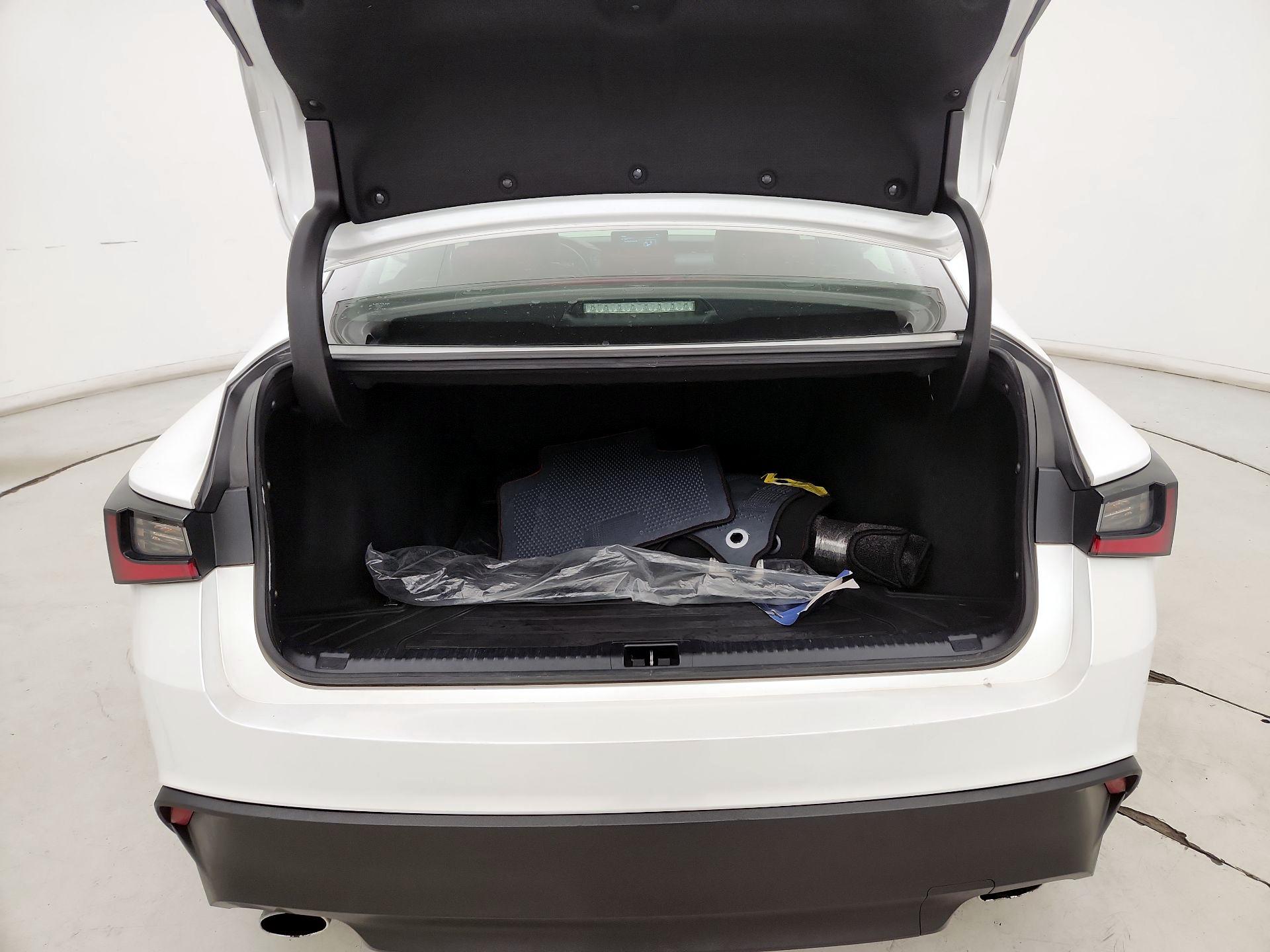 Thumbnail: 2021 Lexus IS - 20