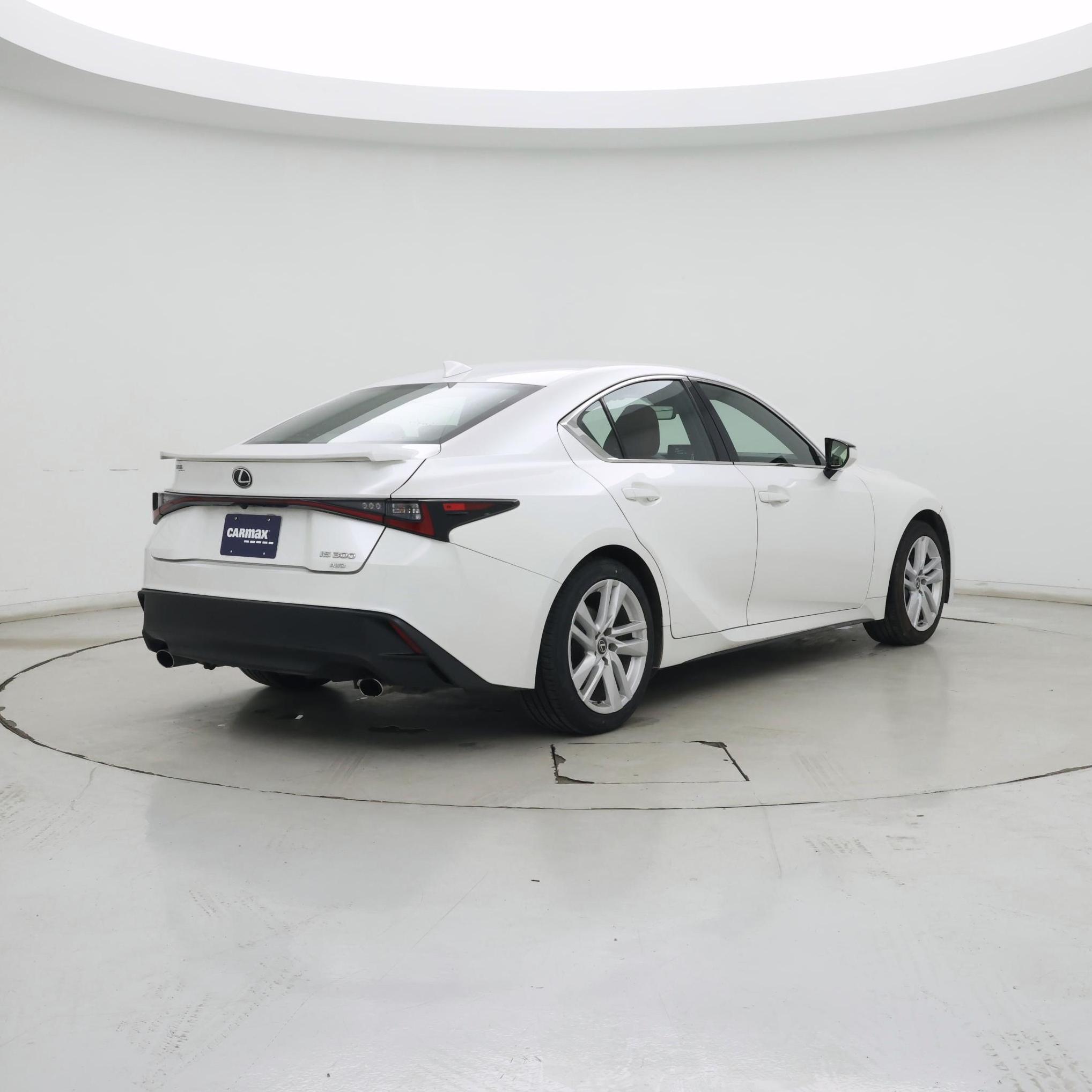 Thumbnail: 2021 Lexus IS - 8