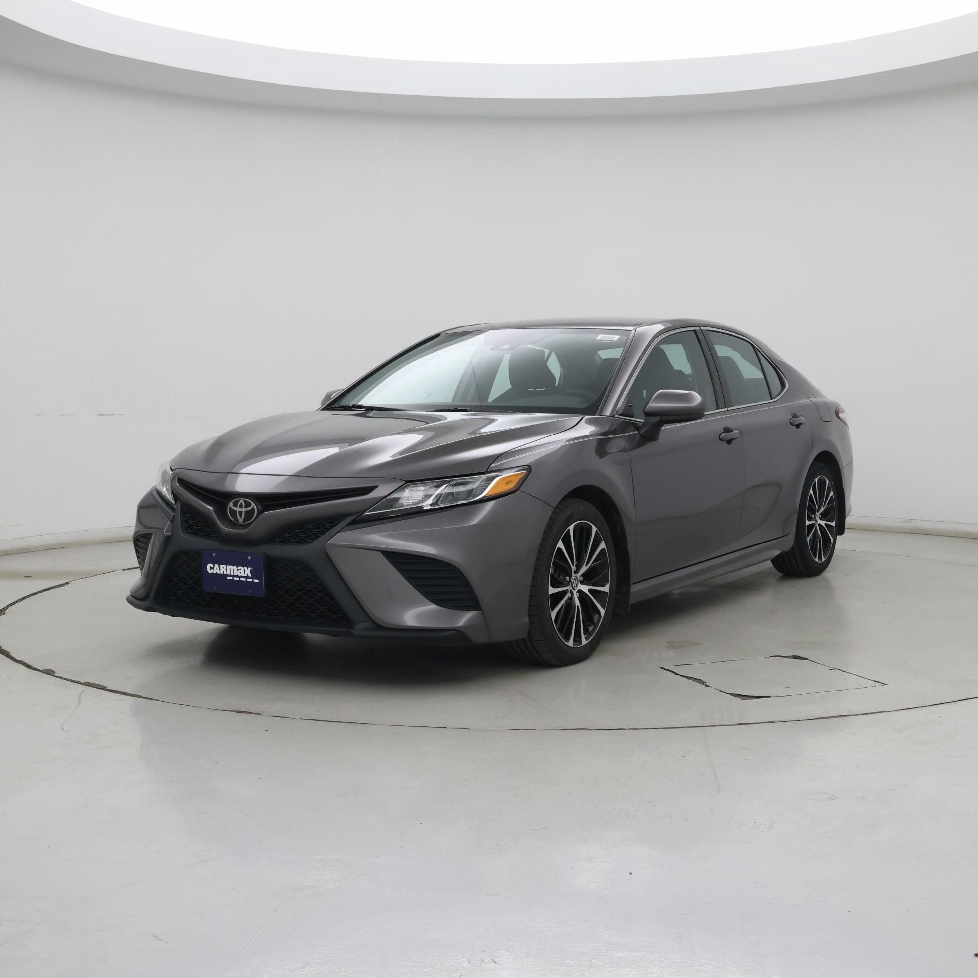 Thumbnail: 2020 Toyota Camry - 4