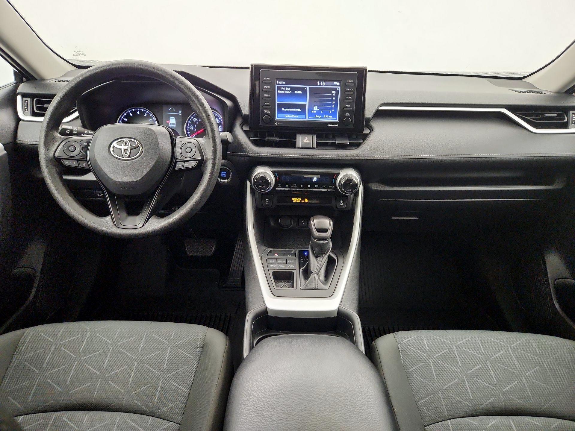 Thumbnail: 2021 Toyota RAV4 - 9