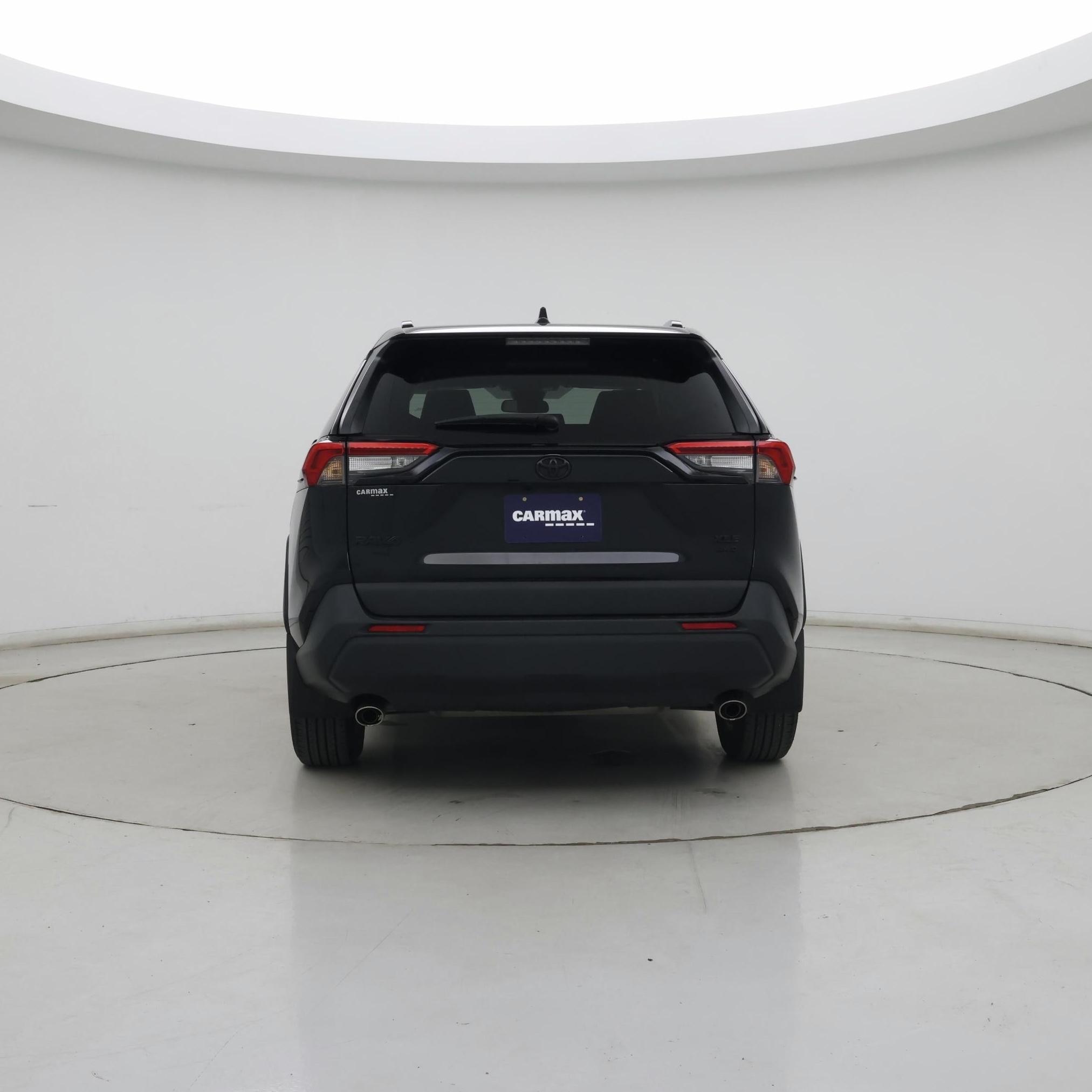 Thumbnail: 2021 Toyota RAV4 - 6