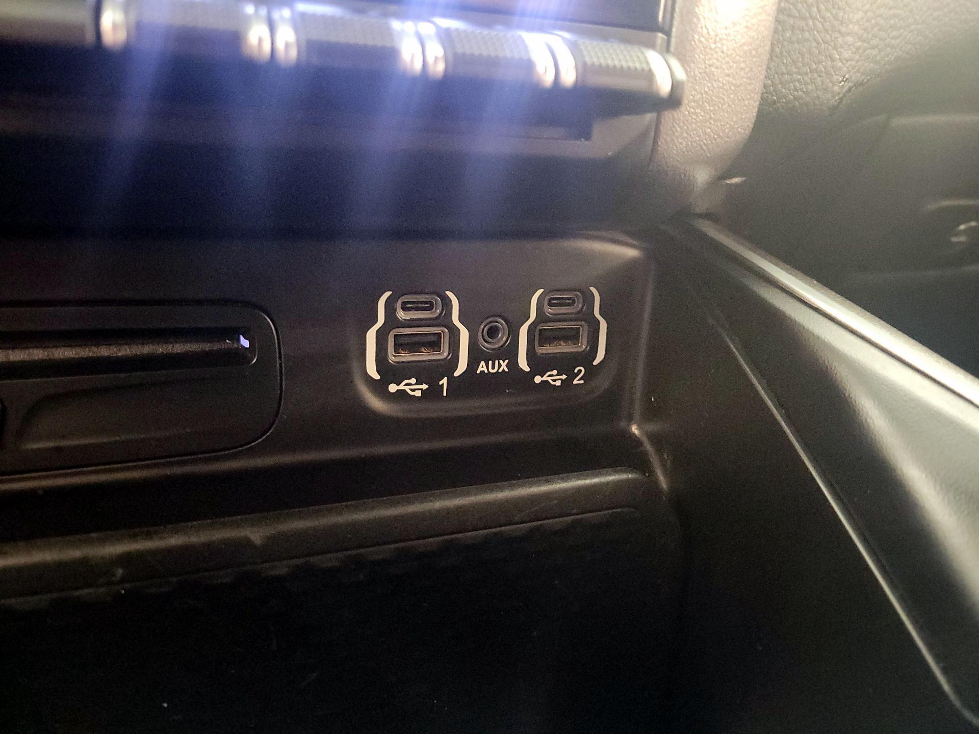 Thumbnail: 2019 RAM 1500 - 19