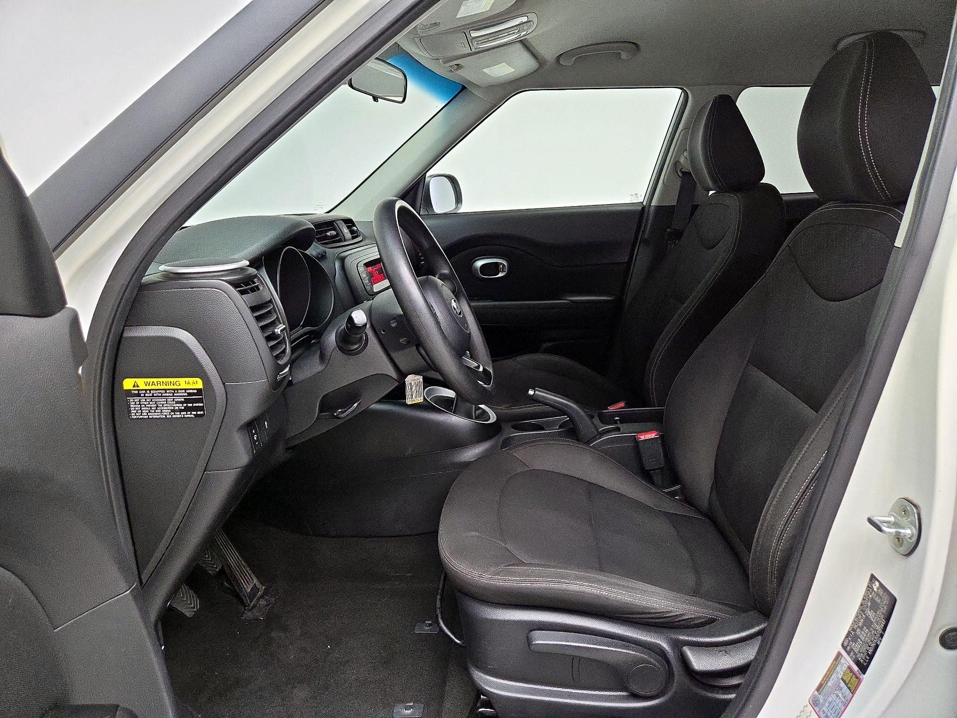 Thumbnail: 2016 Kia Soul - 11