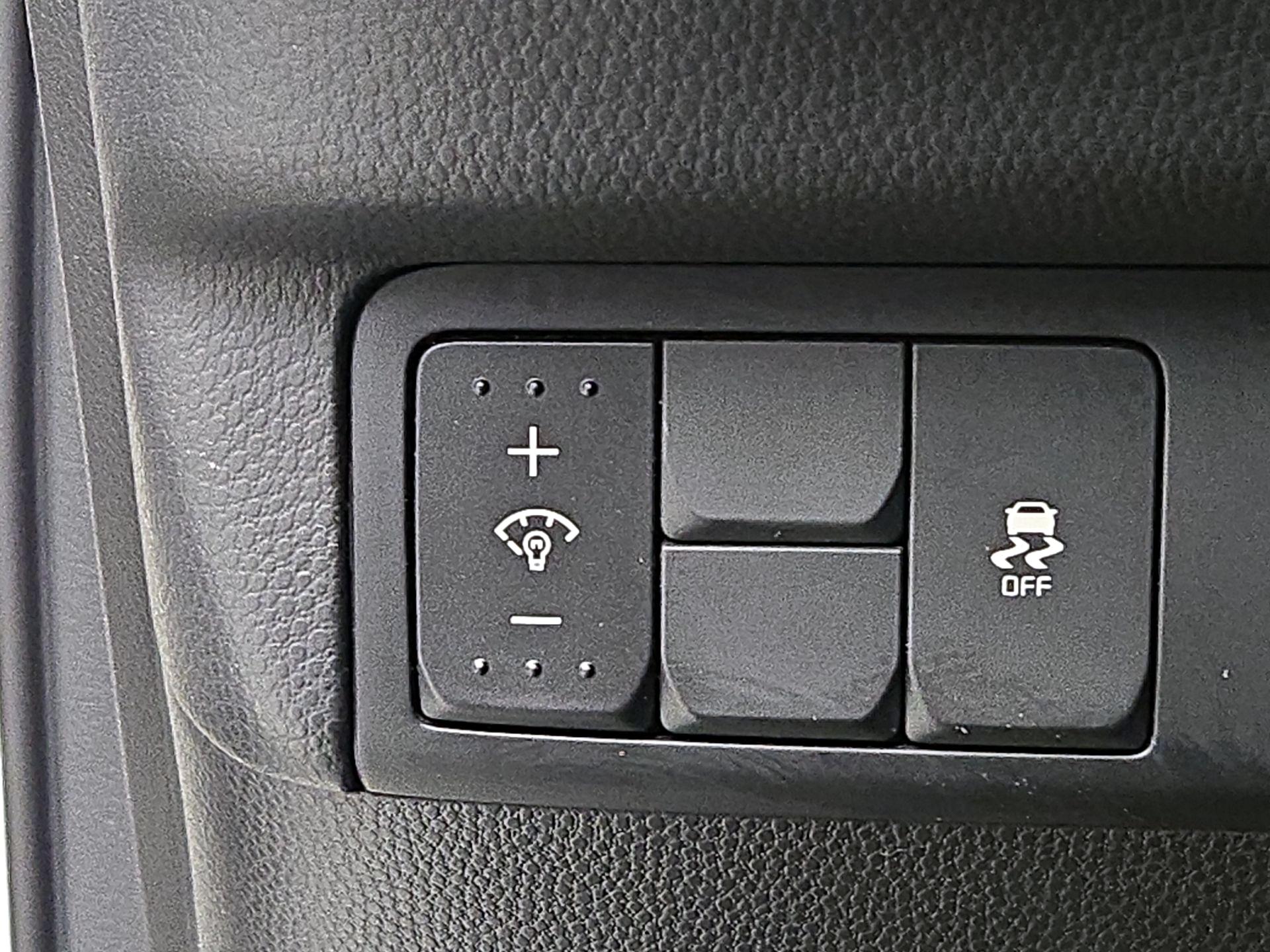 Thumbnail: 2016 Kia Soul - 13