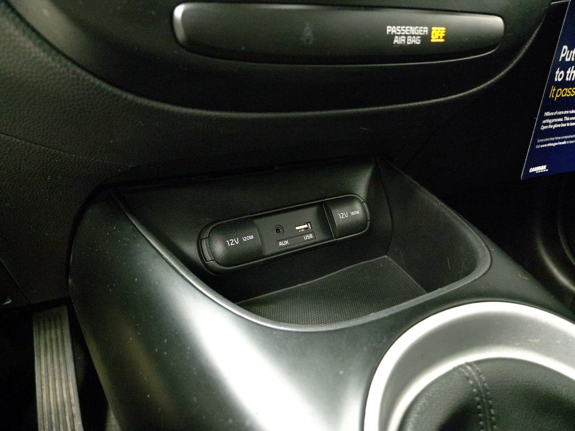 Thumbnail: 2016 Kia Soul - 17