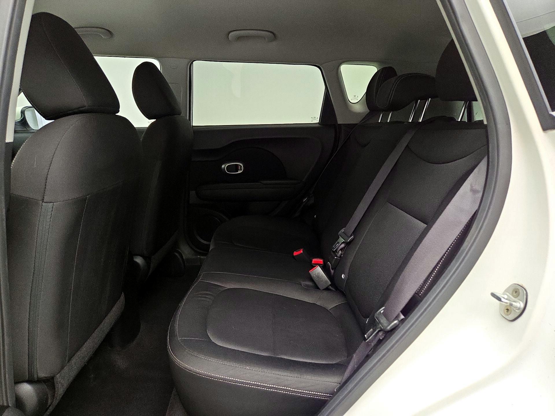 Thumbnail: 2016 Kia Soul - 18