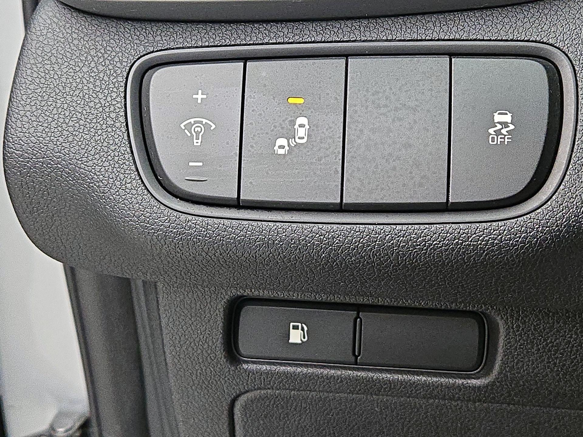 Thumbnail: 2020 Kia Sorento - 13