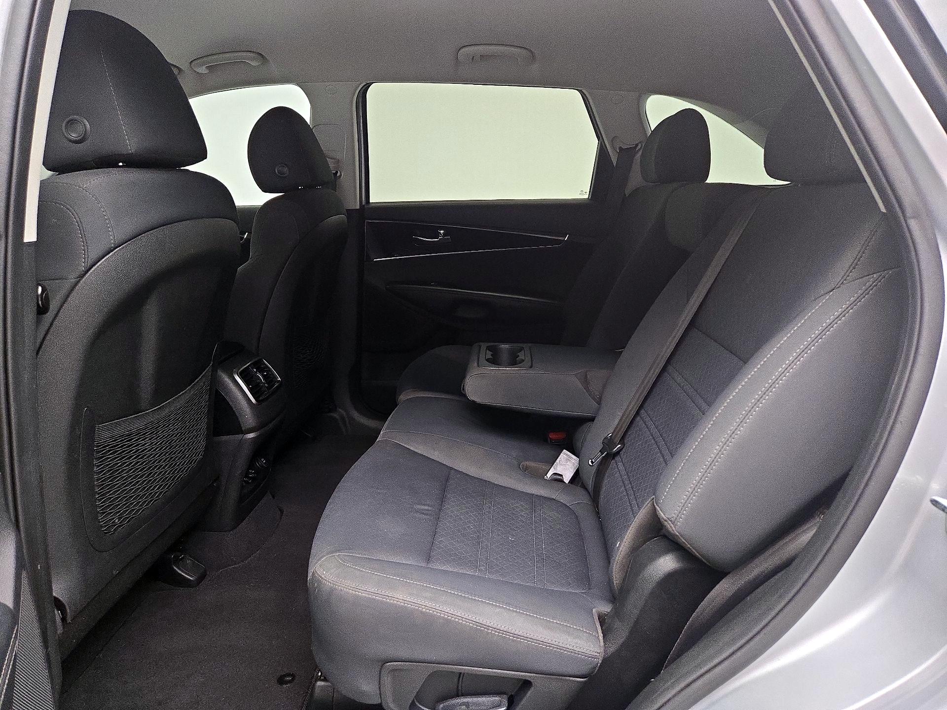 Thumbnail: 2020 Kia Sorento - 19