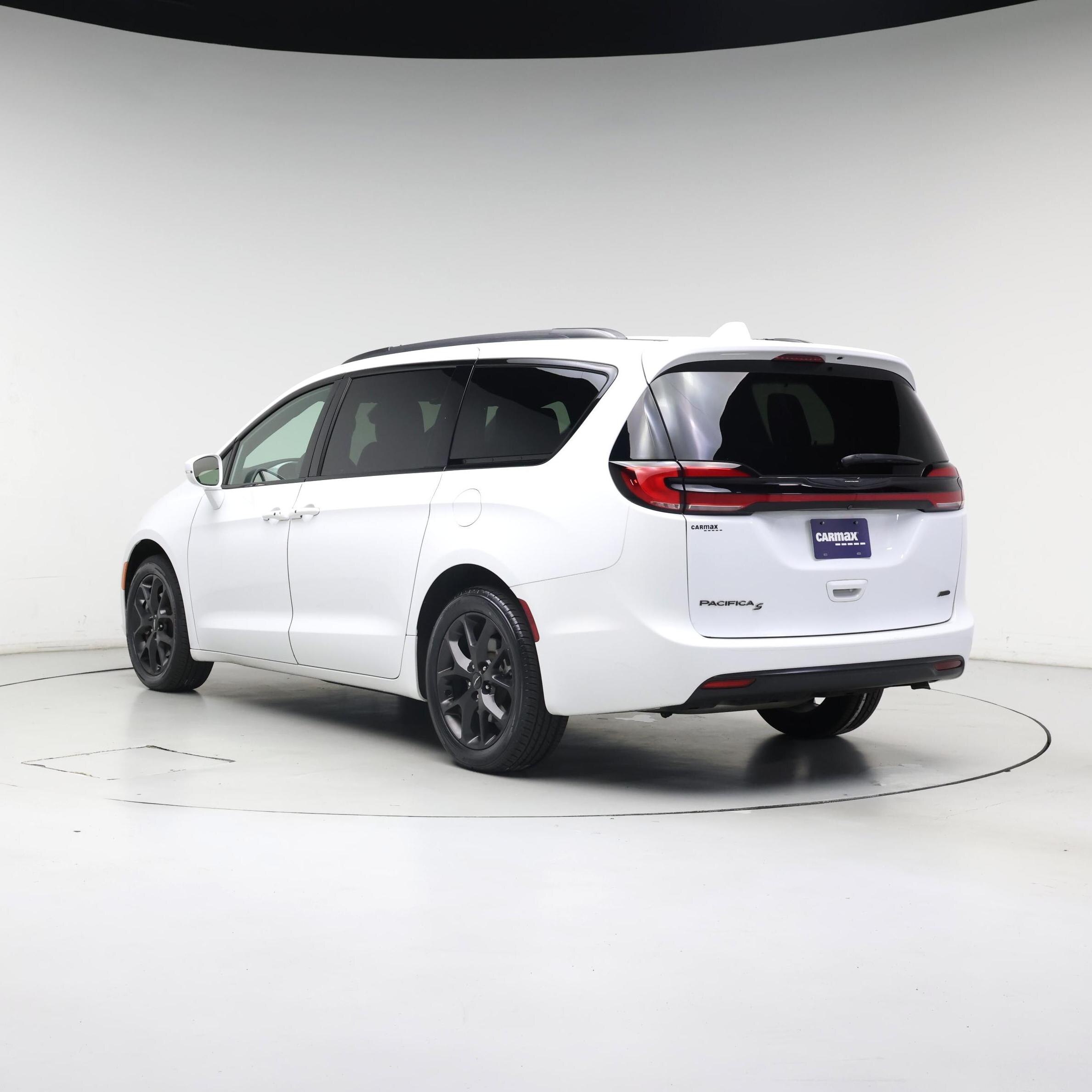 Thumbnail: 2022 Chrysler Pacifica - 2