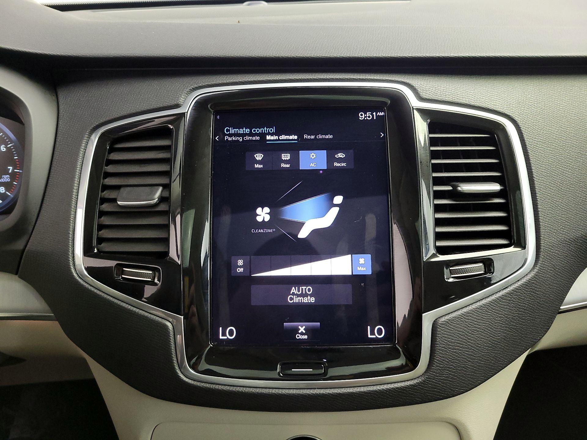 Thumbnail: 2021 Volvo XC90 - 17