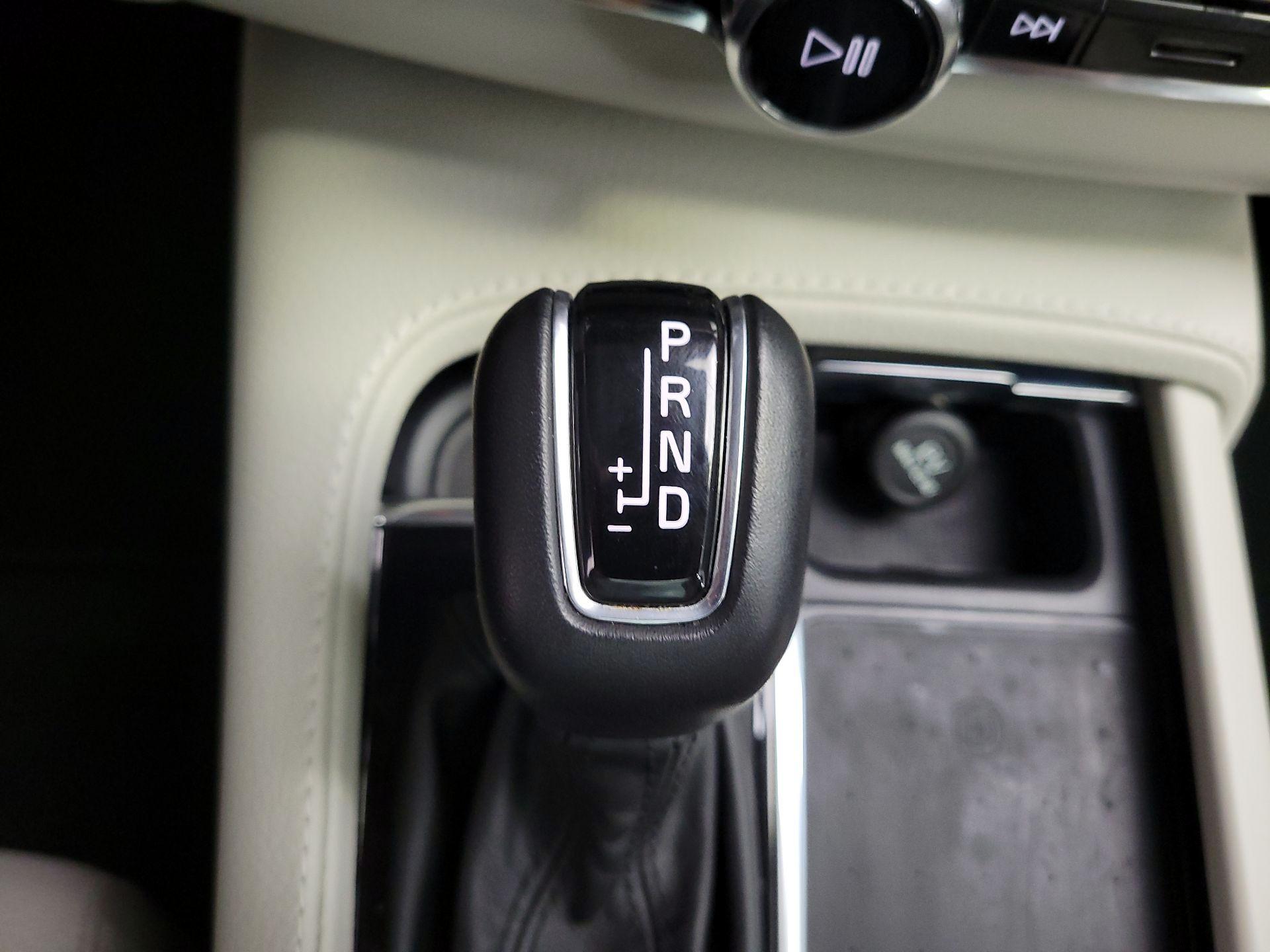 Thumbnail: 2021 Volvo XC90 - 18
