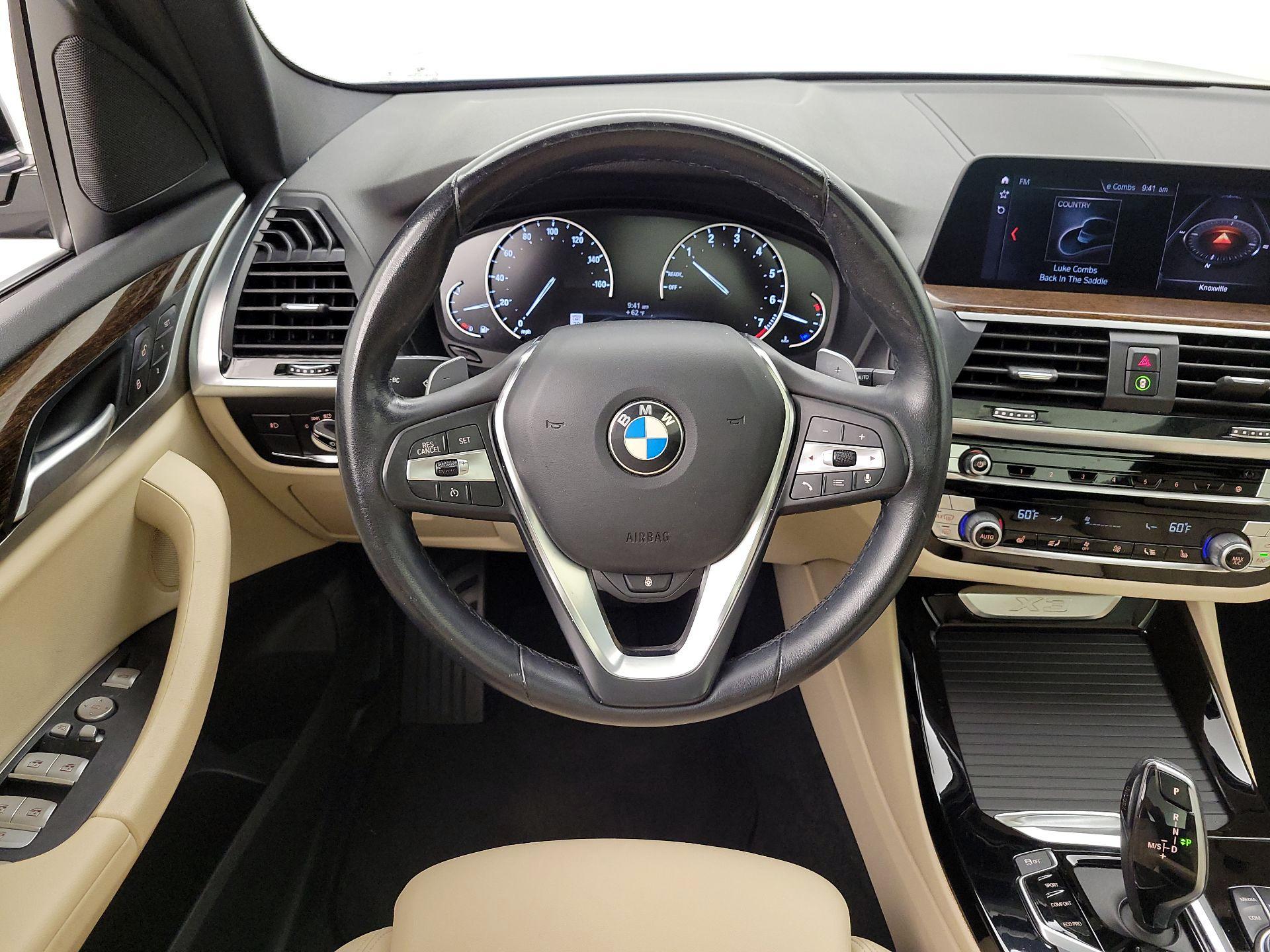 Thumbnail: 2021 BMW X3 - 10