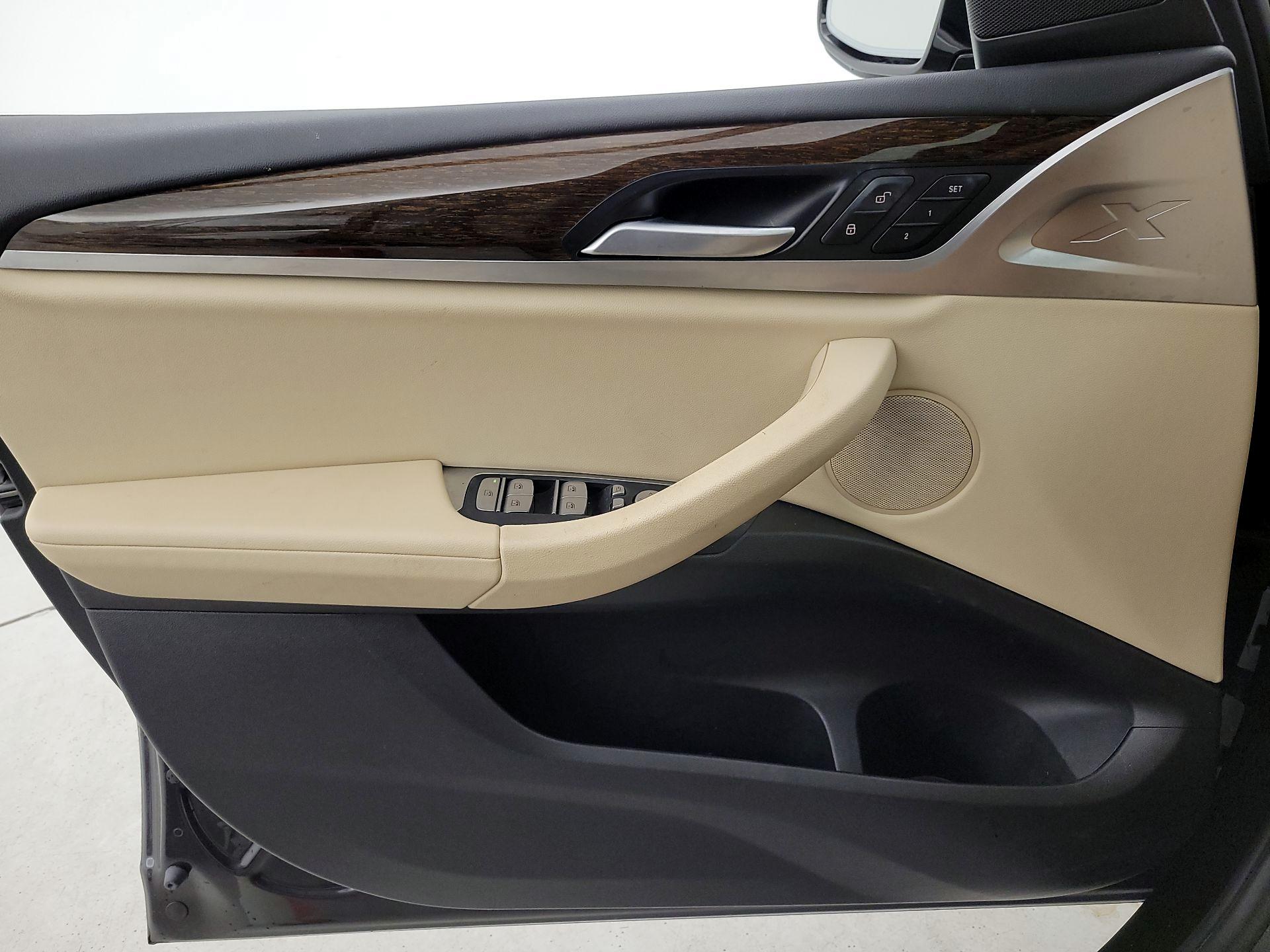 Thumbnail: 2021 BMW X3 - 12