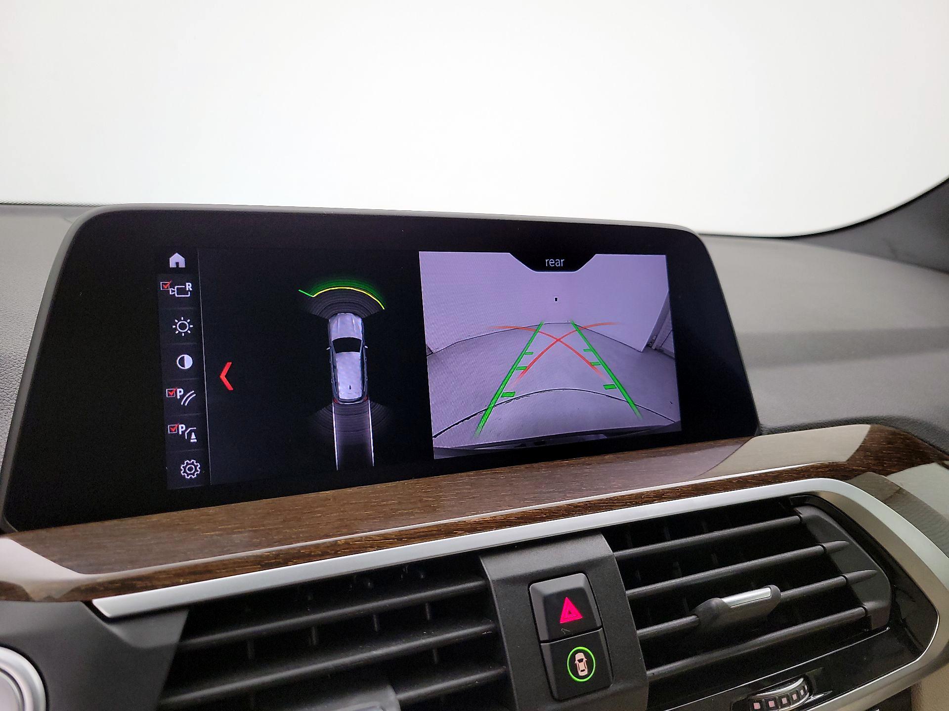 Thumbnail: 2021 BMW X3 - 15