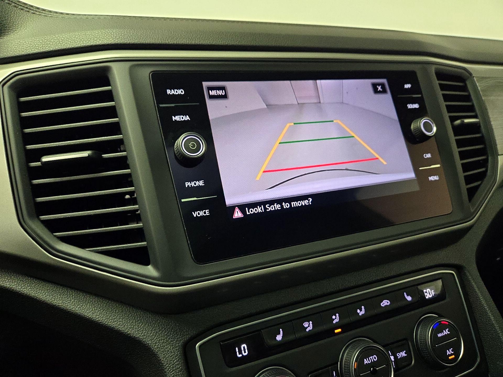 Thumbnail: 2020 Volkswagen Atlas - 14
