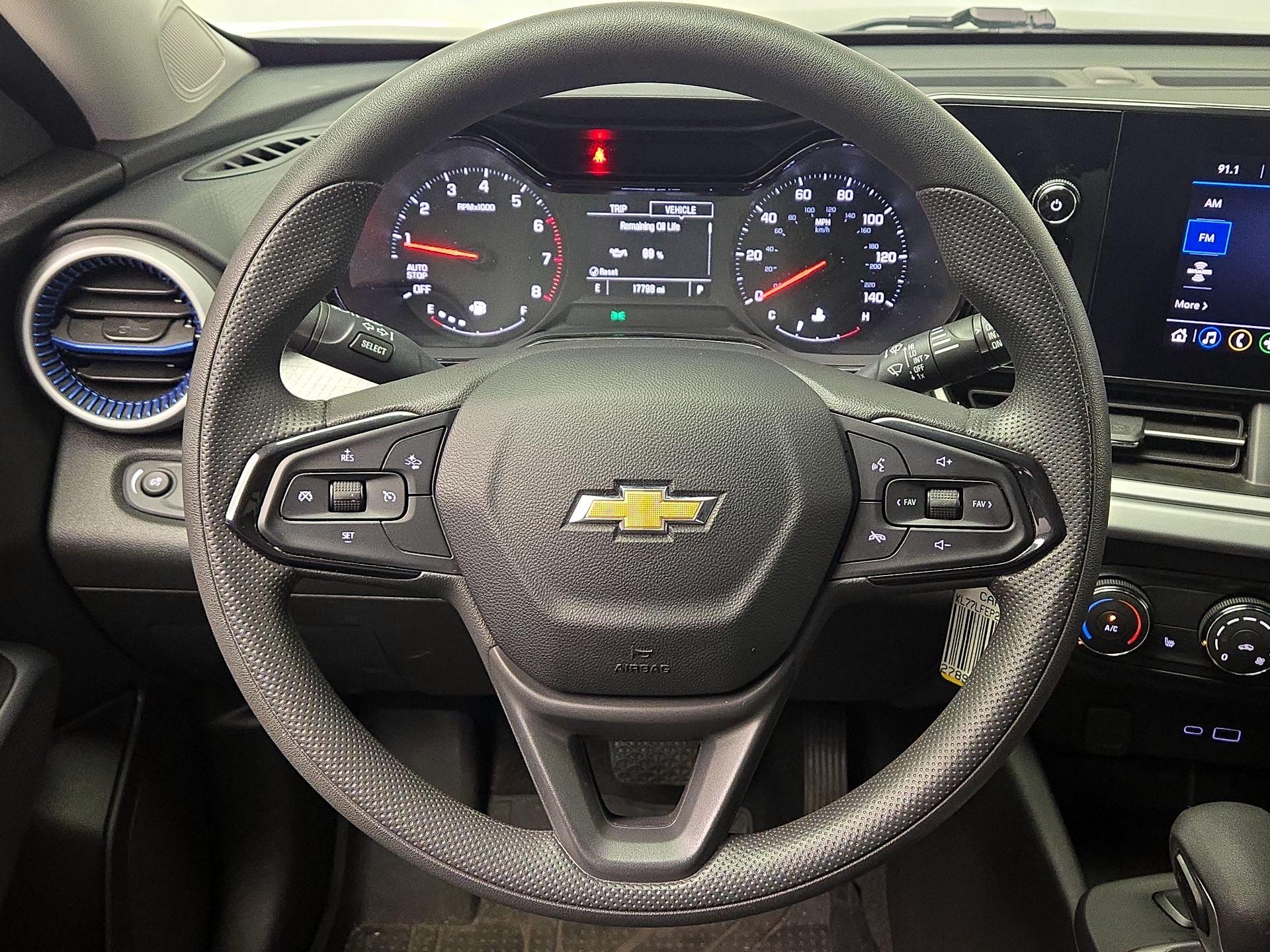 Thumbnail: 2025 Chevrolet Trax - 10