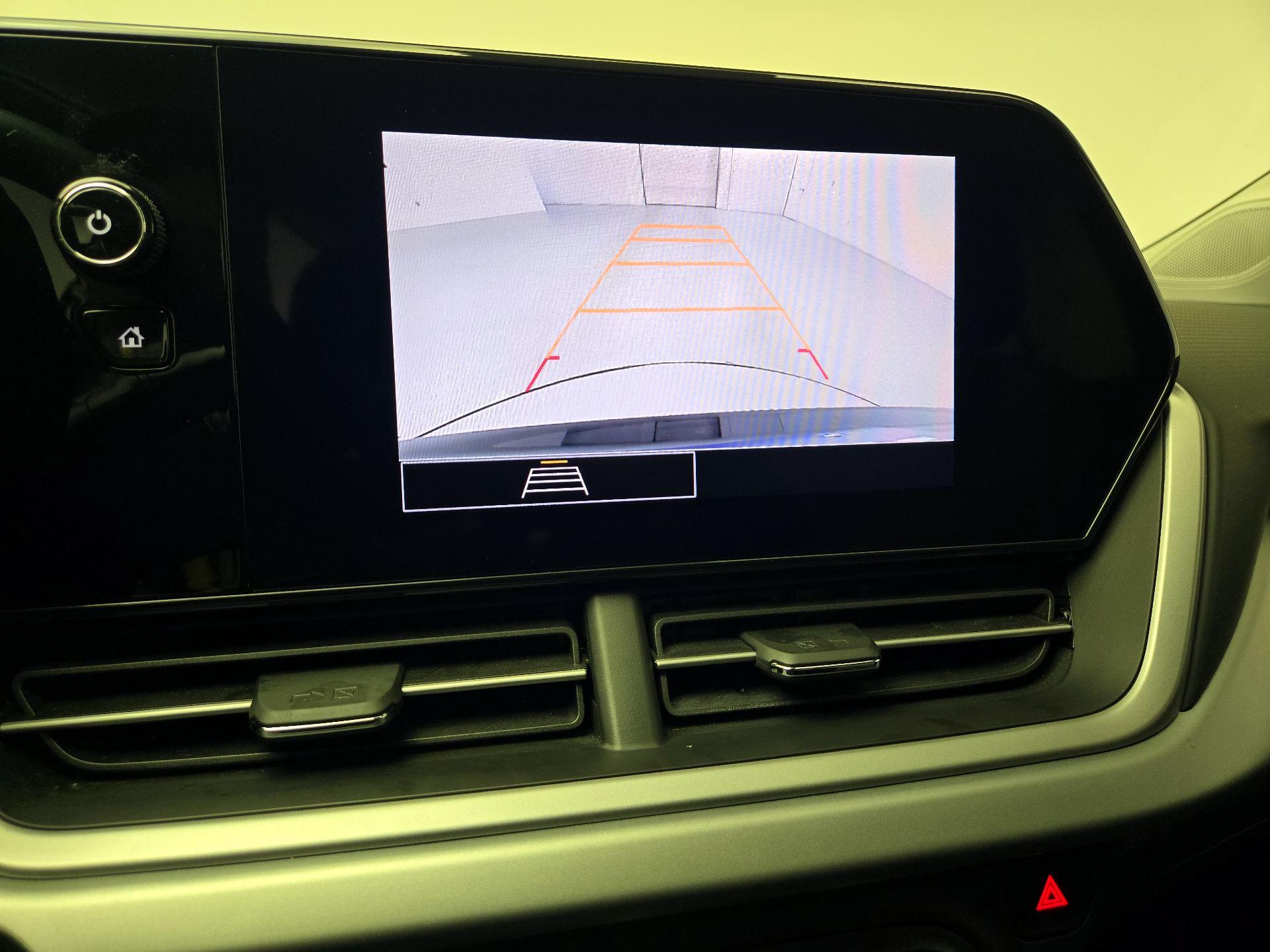 Thumbnail: 2025 Chevrolet Trax - 14