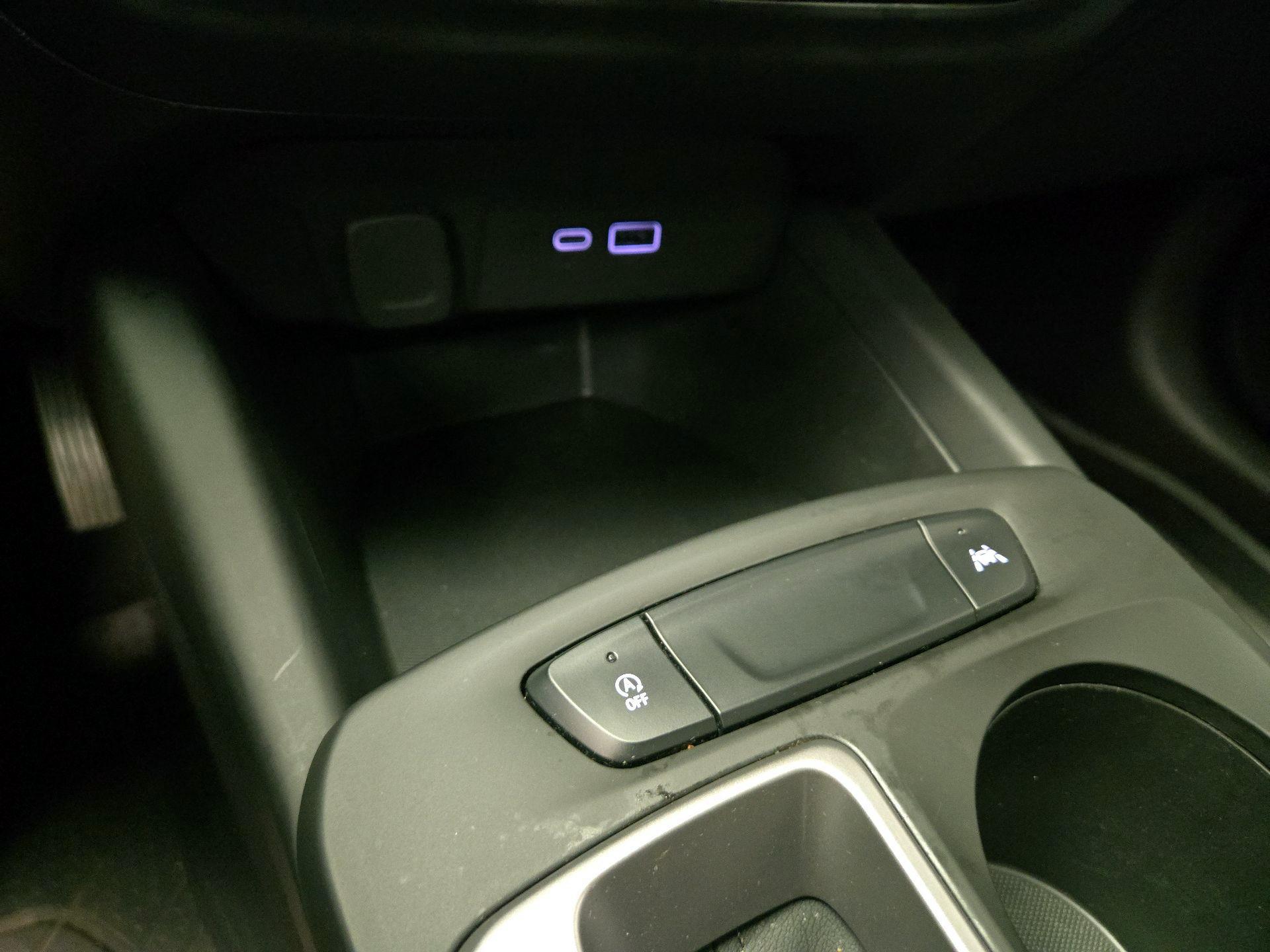 Thumbnail: 2025 Chevrolet Trax - 18