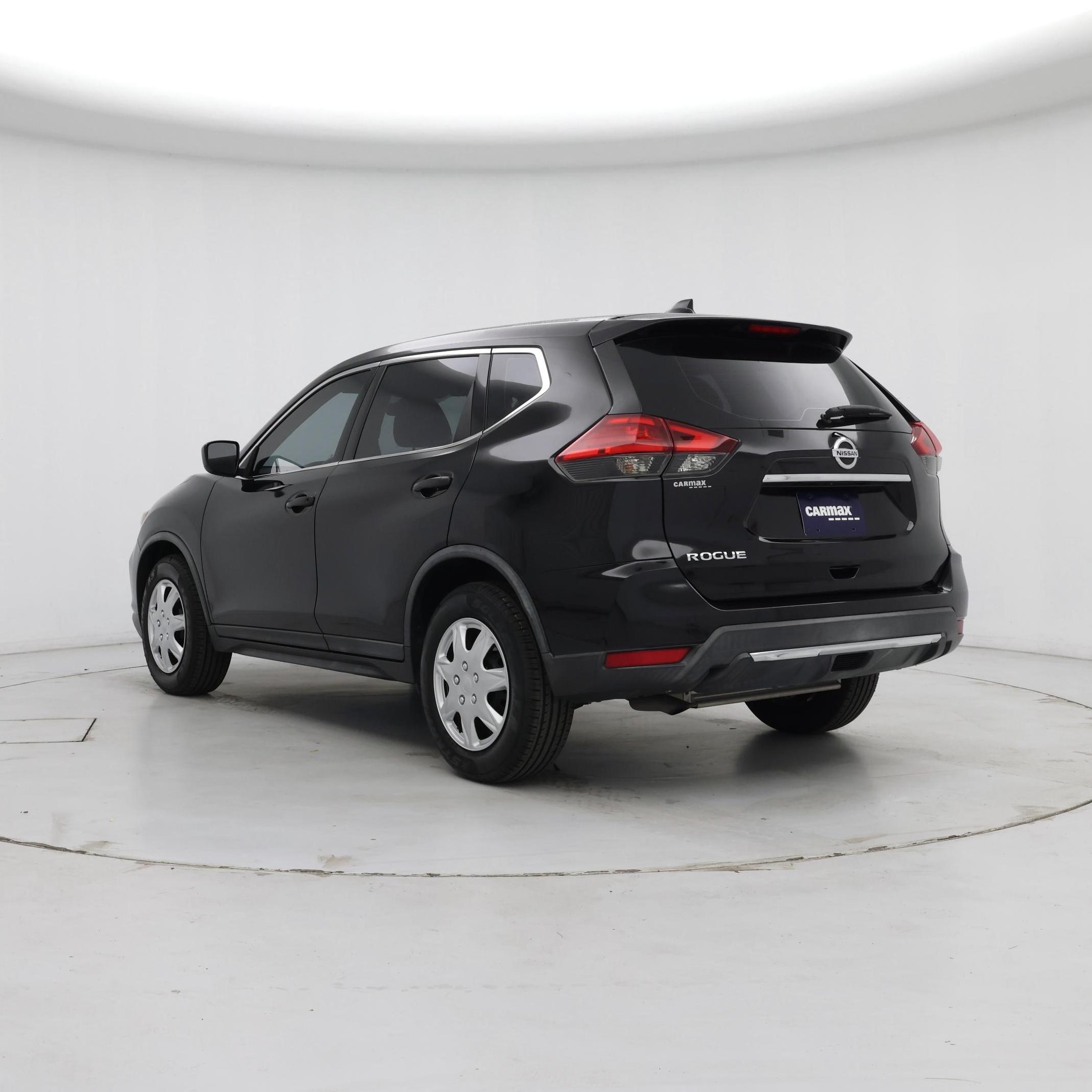 Thumbnail: 2017 Nissan Rogue - 2