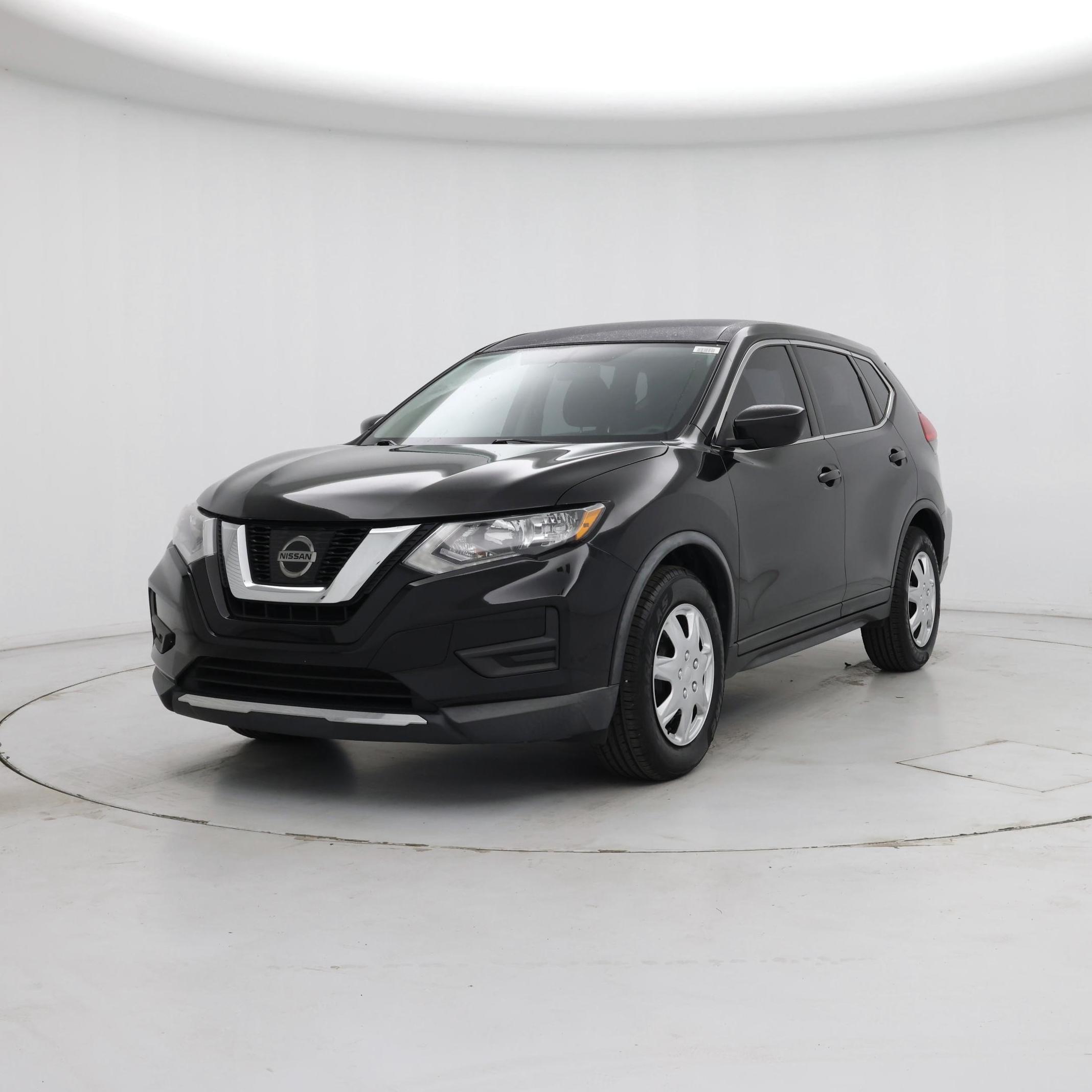 Thumbnail: 2017 Nissan Rogue - 4