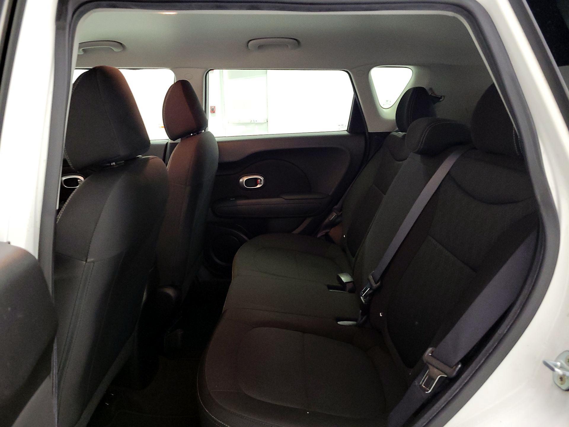 Thumbnail: 2018 Kia Soul - 18