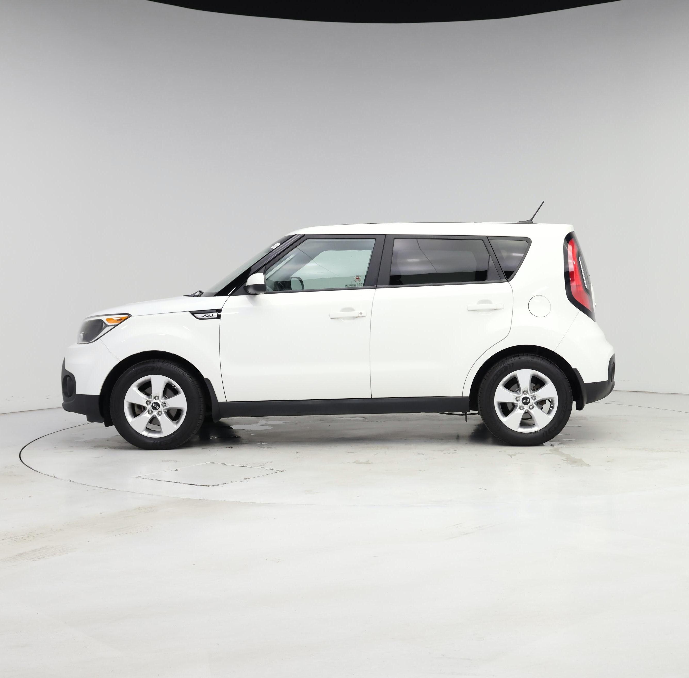 Thumbnail: 2018 Kia Soul - 3