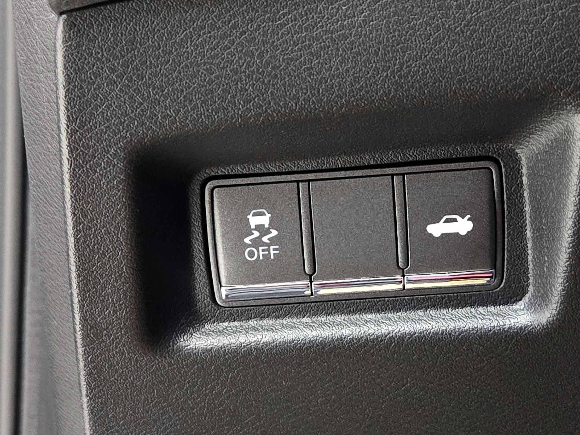 Thumbnail: 2022 INFINITI  - 13