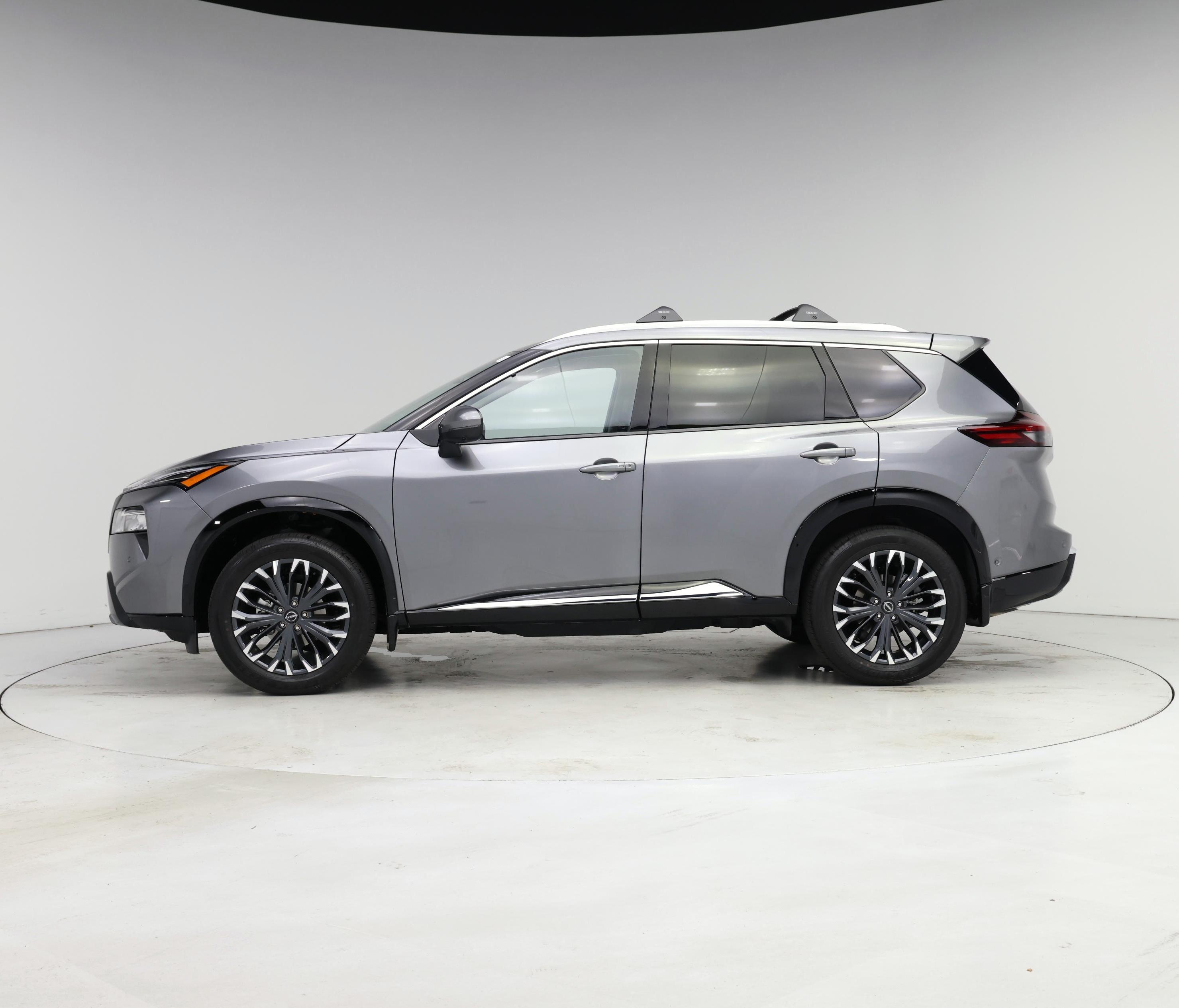 Thumbnail: 2025 Nissan Rogue - 3