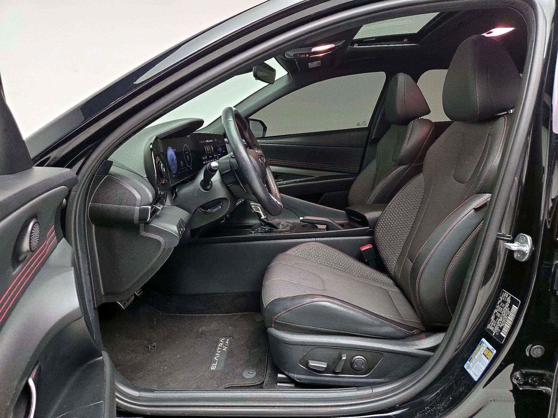 Thumbnail: 2023 Hyundai Elantra - 11