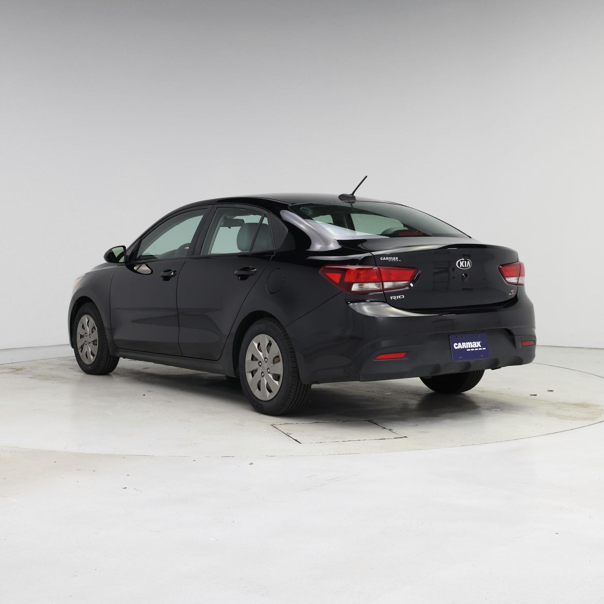 Thumbnail: 2019 Kia Rio - 2