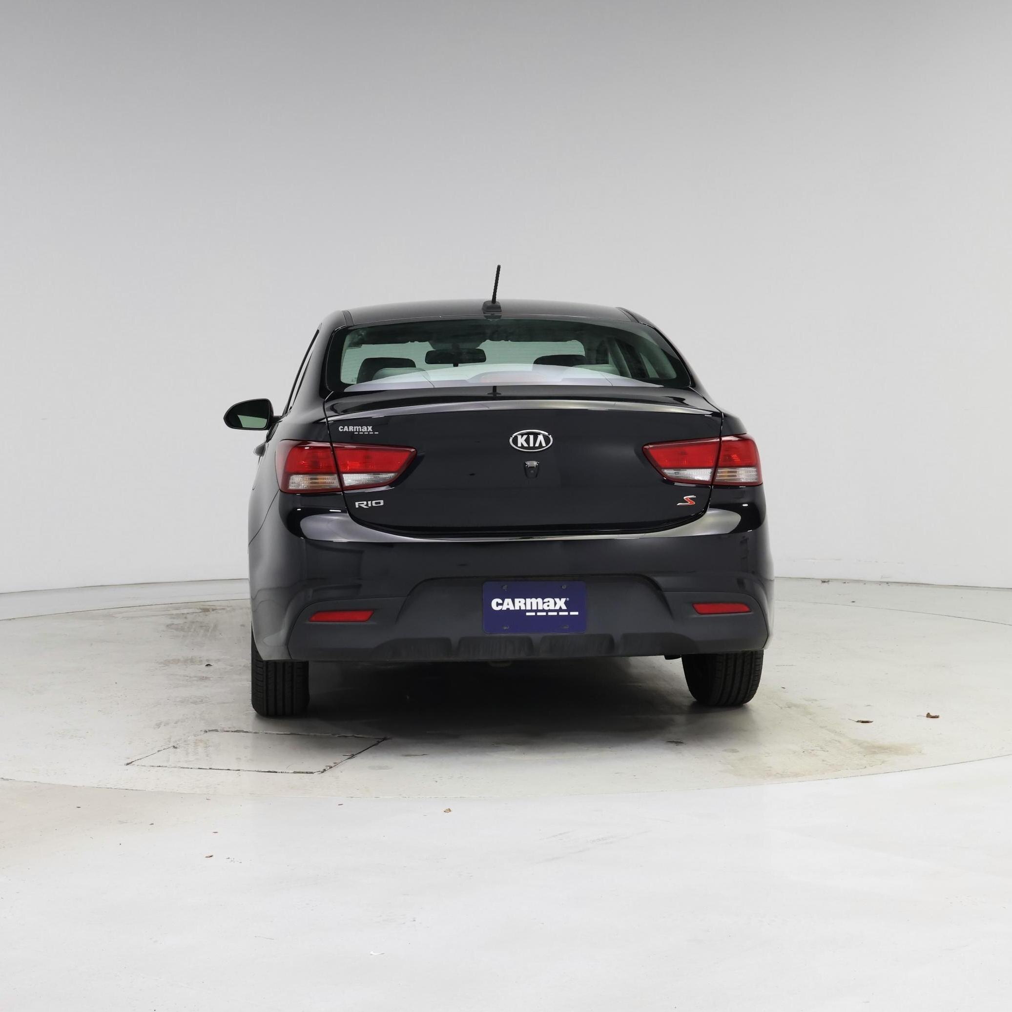 Thumbnail: 2019 Kia Rio - 6