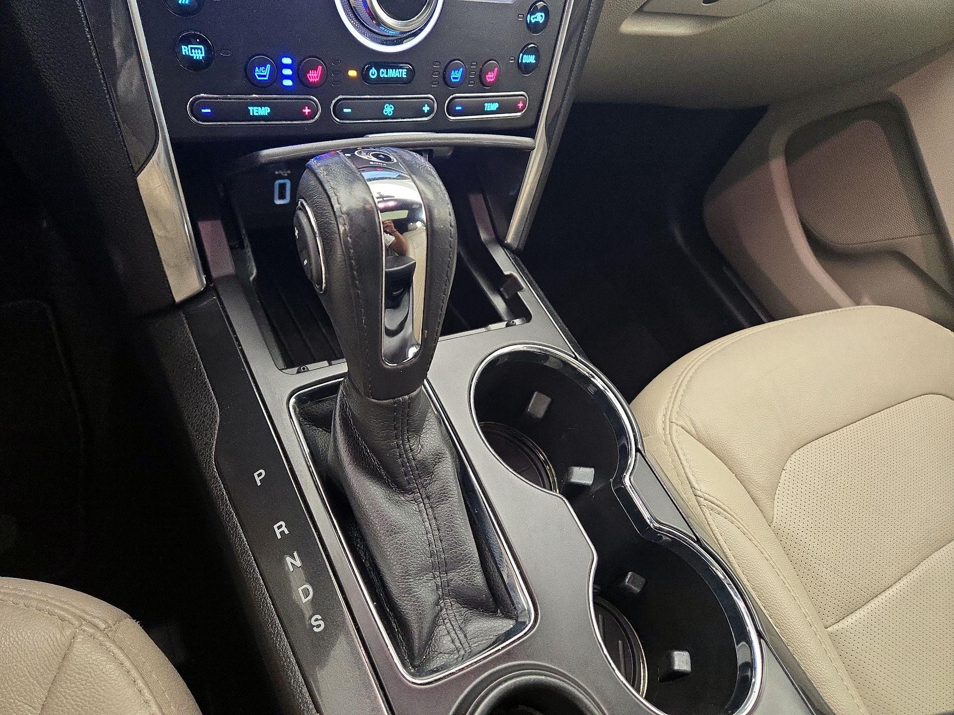 Thumbnail: 2019 Ford Explorer - 17