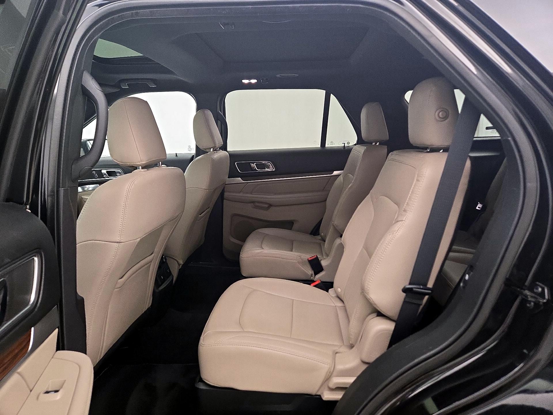 Thumbnail: 2019 Ford Explorer - 20