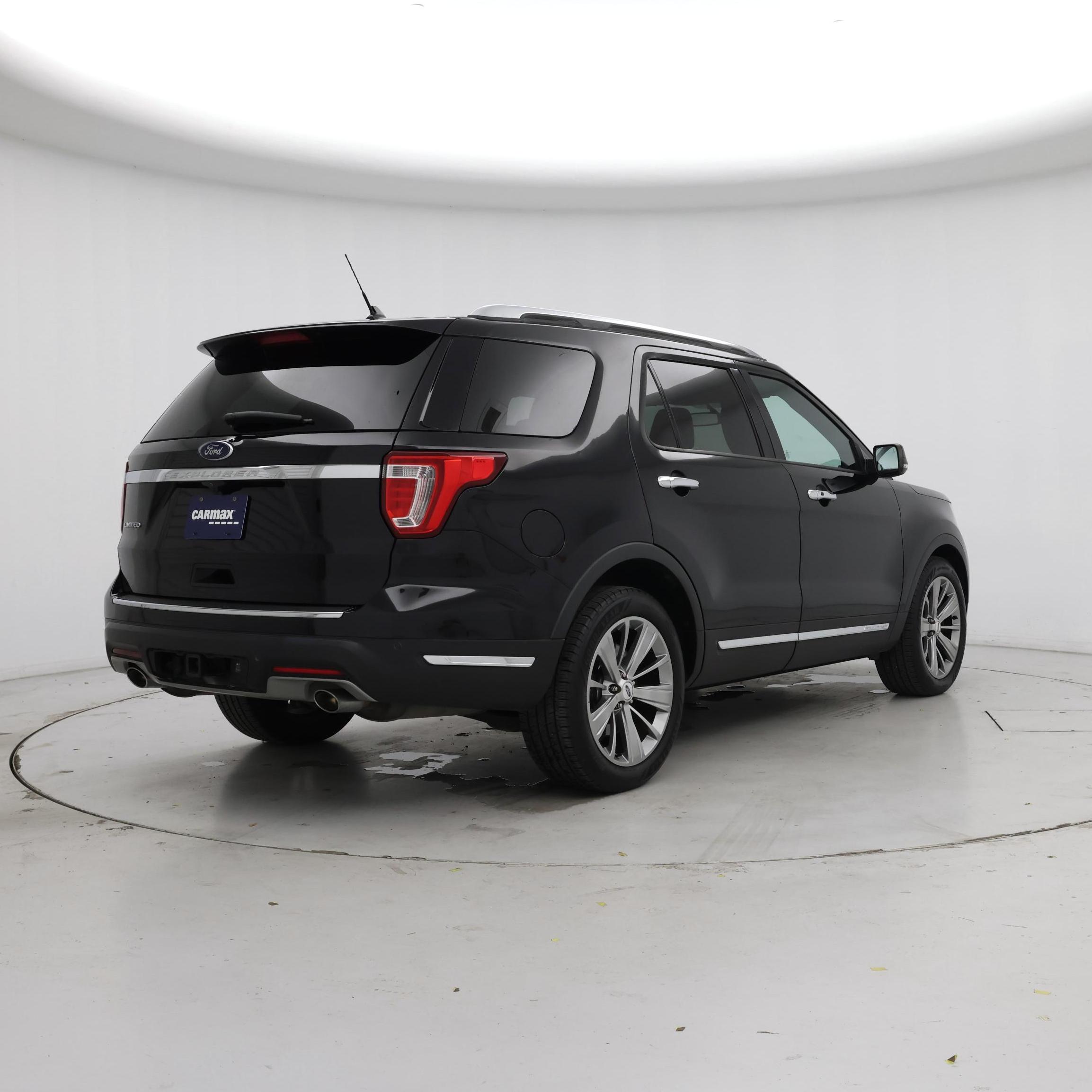Thumbnail: 2019 Ford Explorer - 8