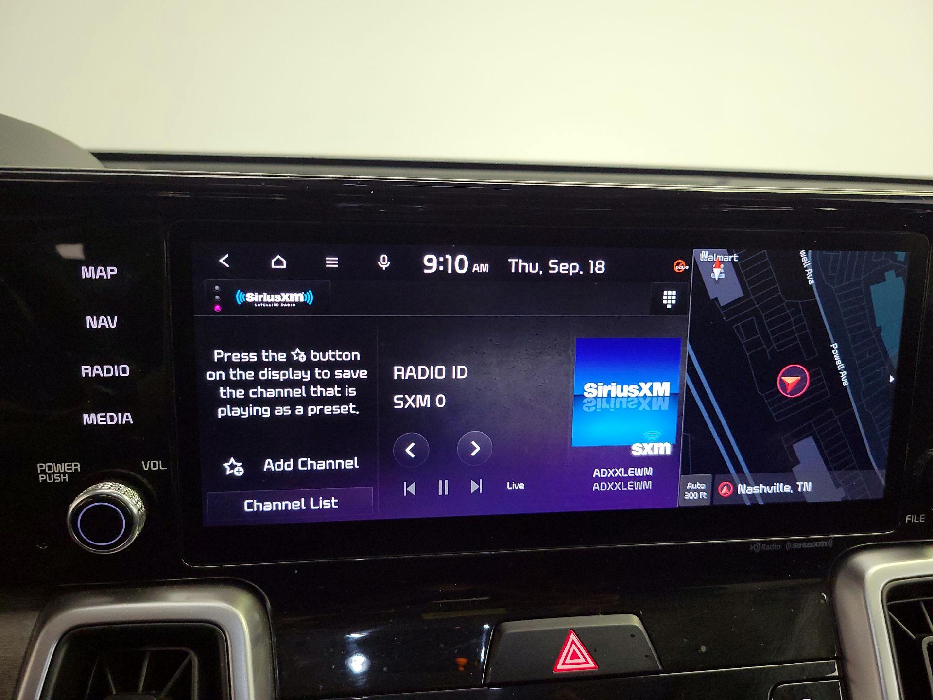 Thumbnail: 2023 Kia Sorento - 16