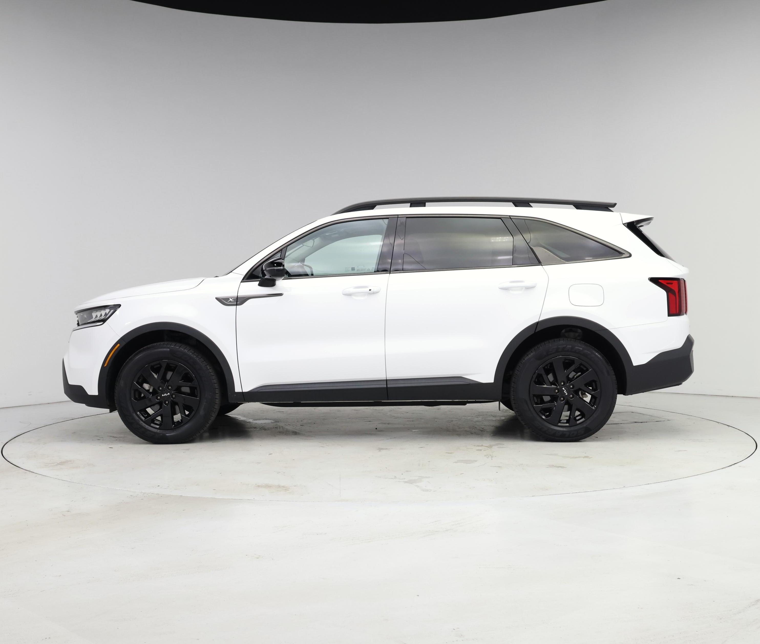 Thumbnail: 2023 Kia Sorento - 3