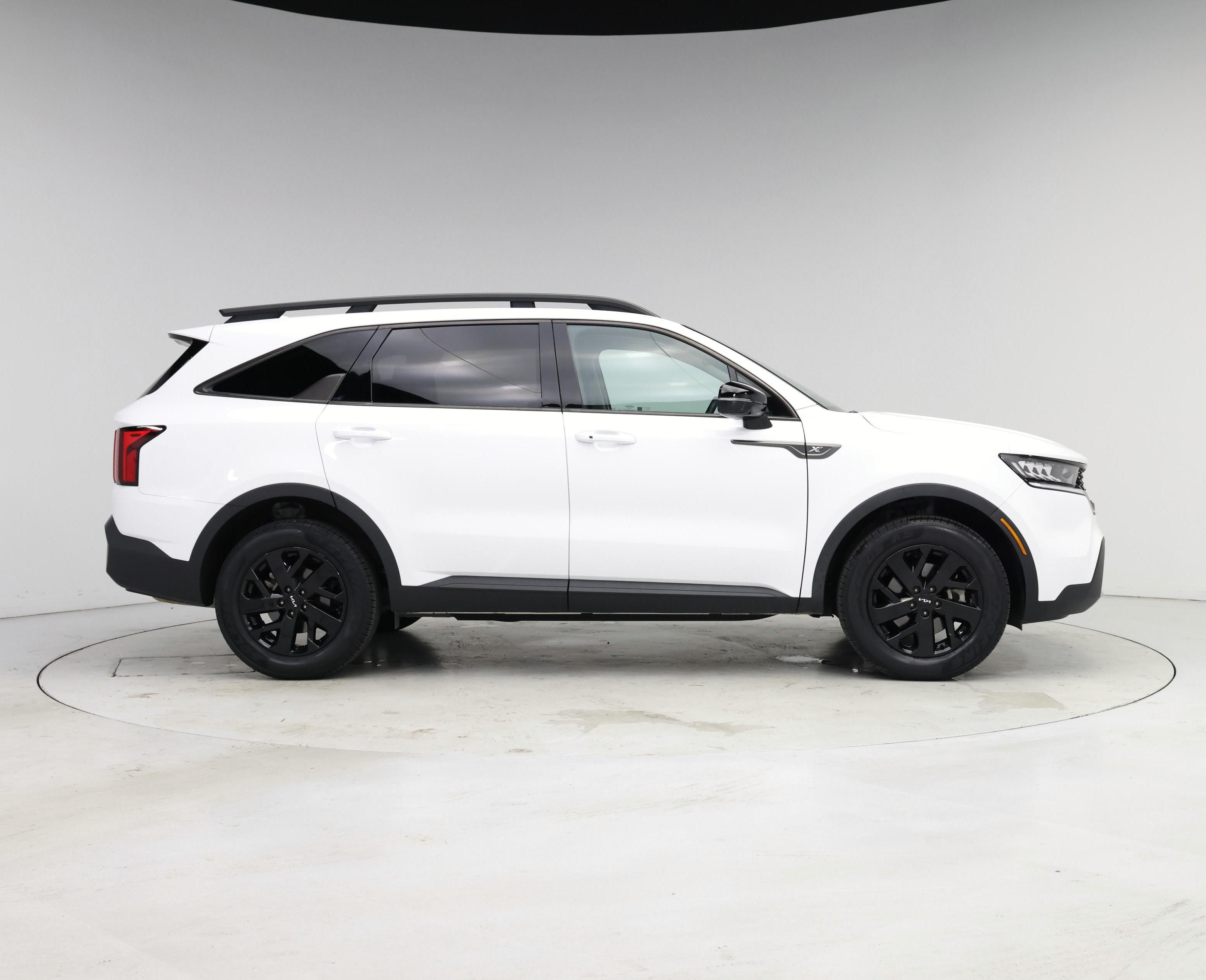 Thumbnail: 2023 Kia Sorento - 7