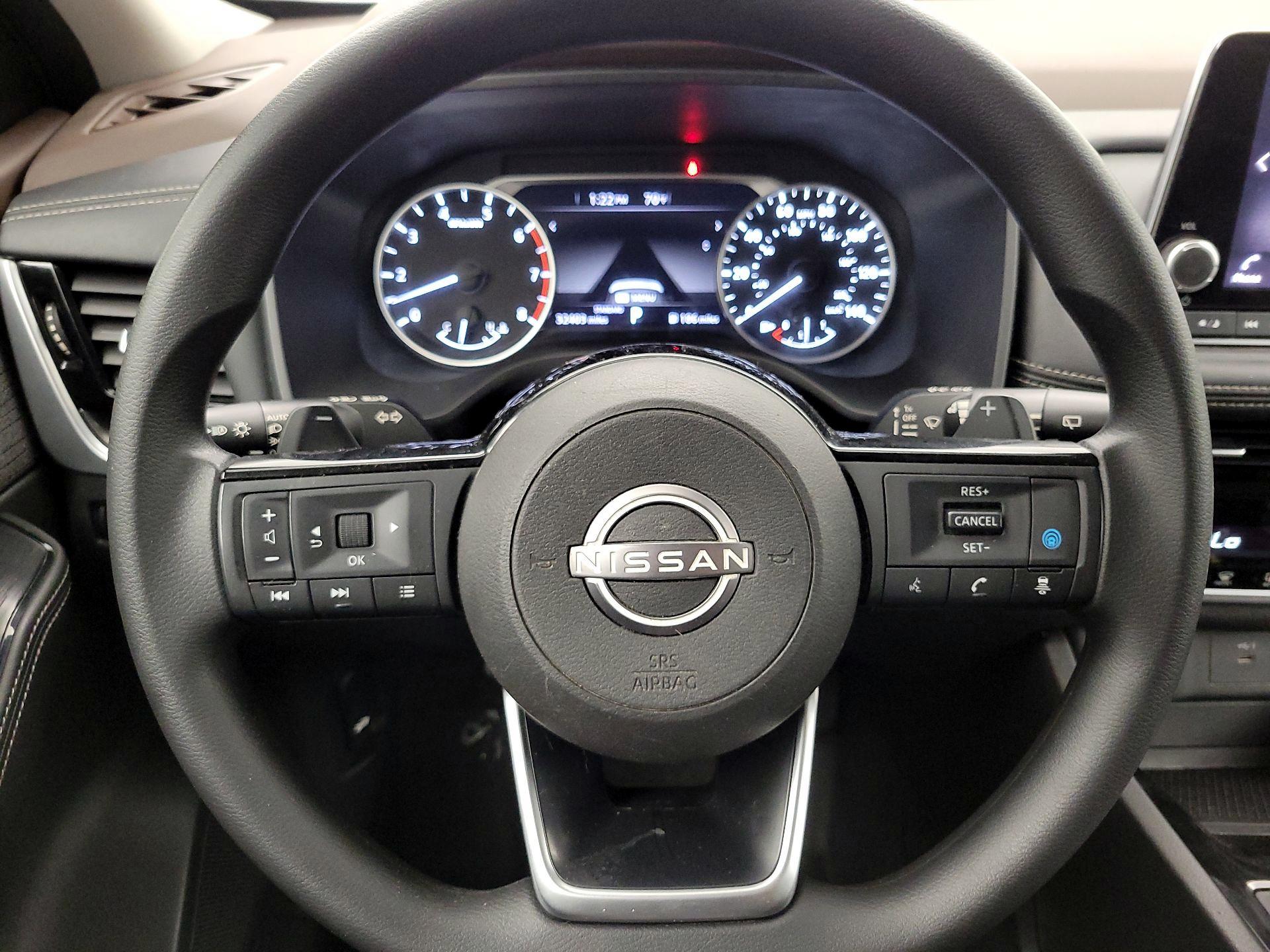 Thumbnail: 2022 Nissan Rogue - 10