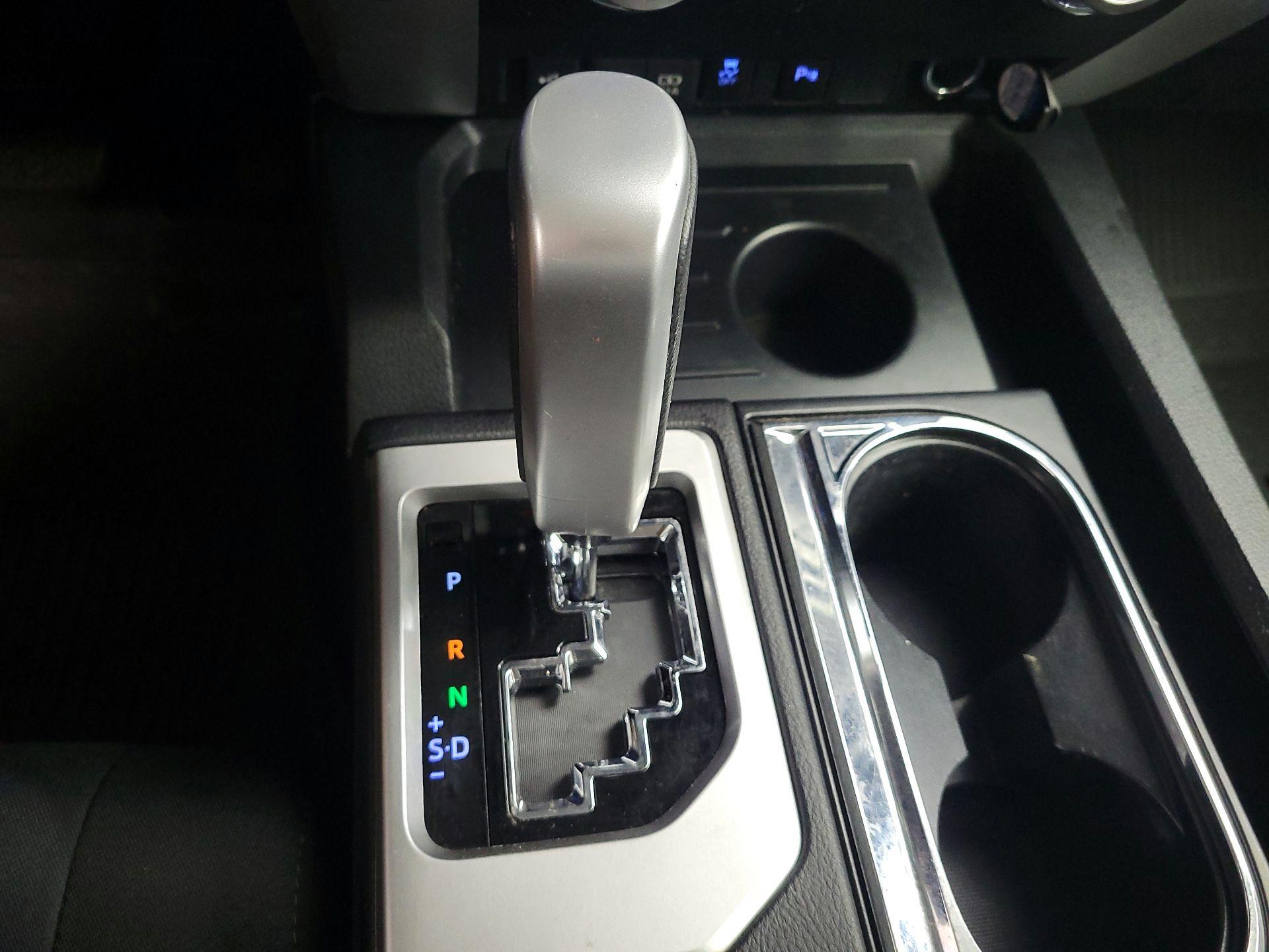 Thumbnail: 2021 Toyota Tundra - 17