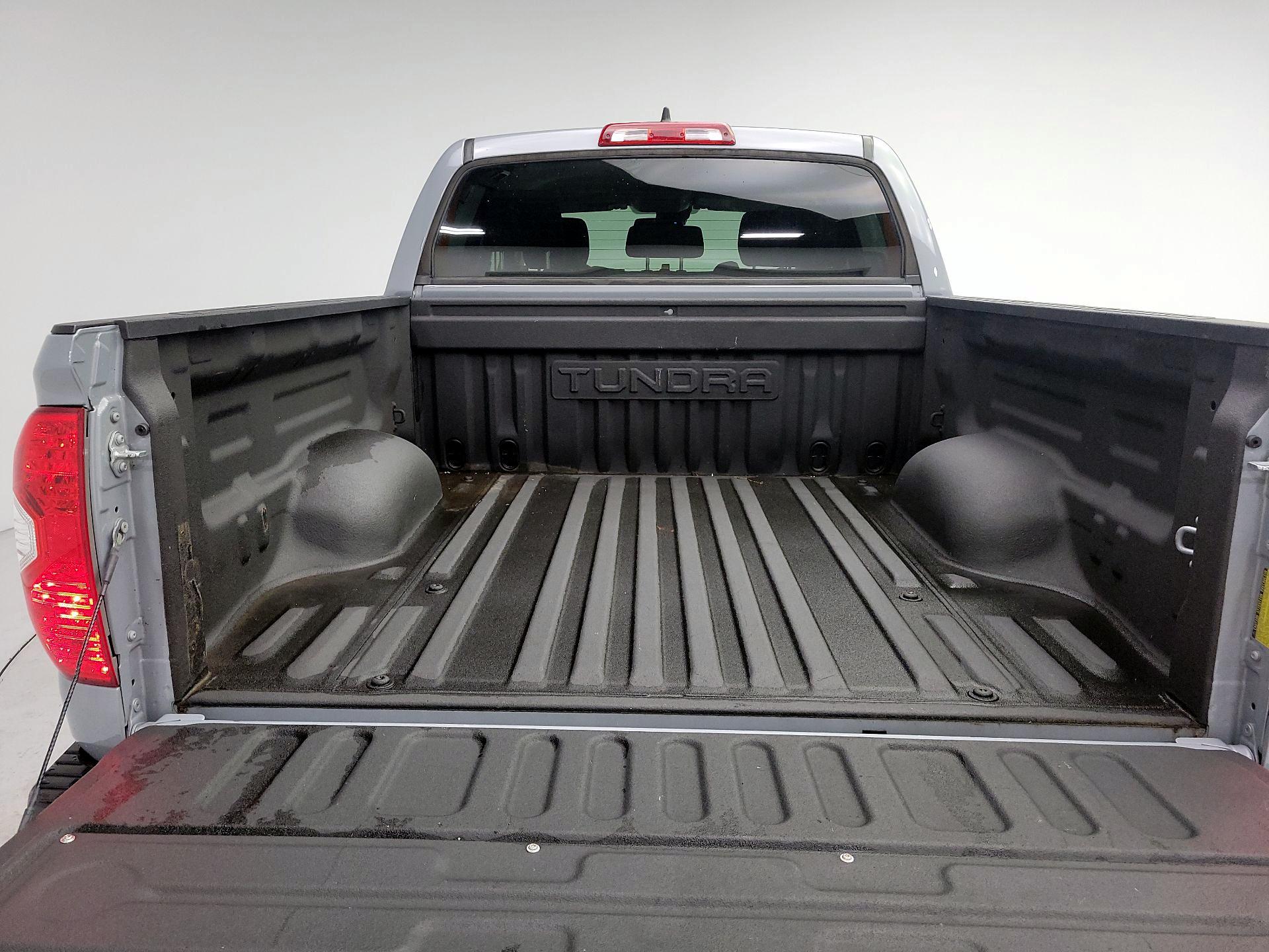 Thumbnail: 2021 Toyota Tundra - 20