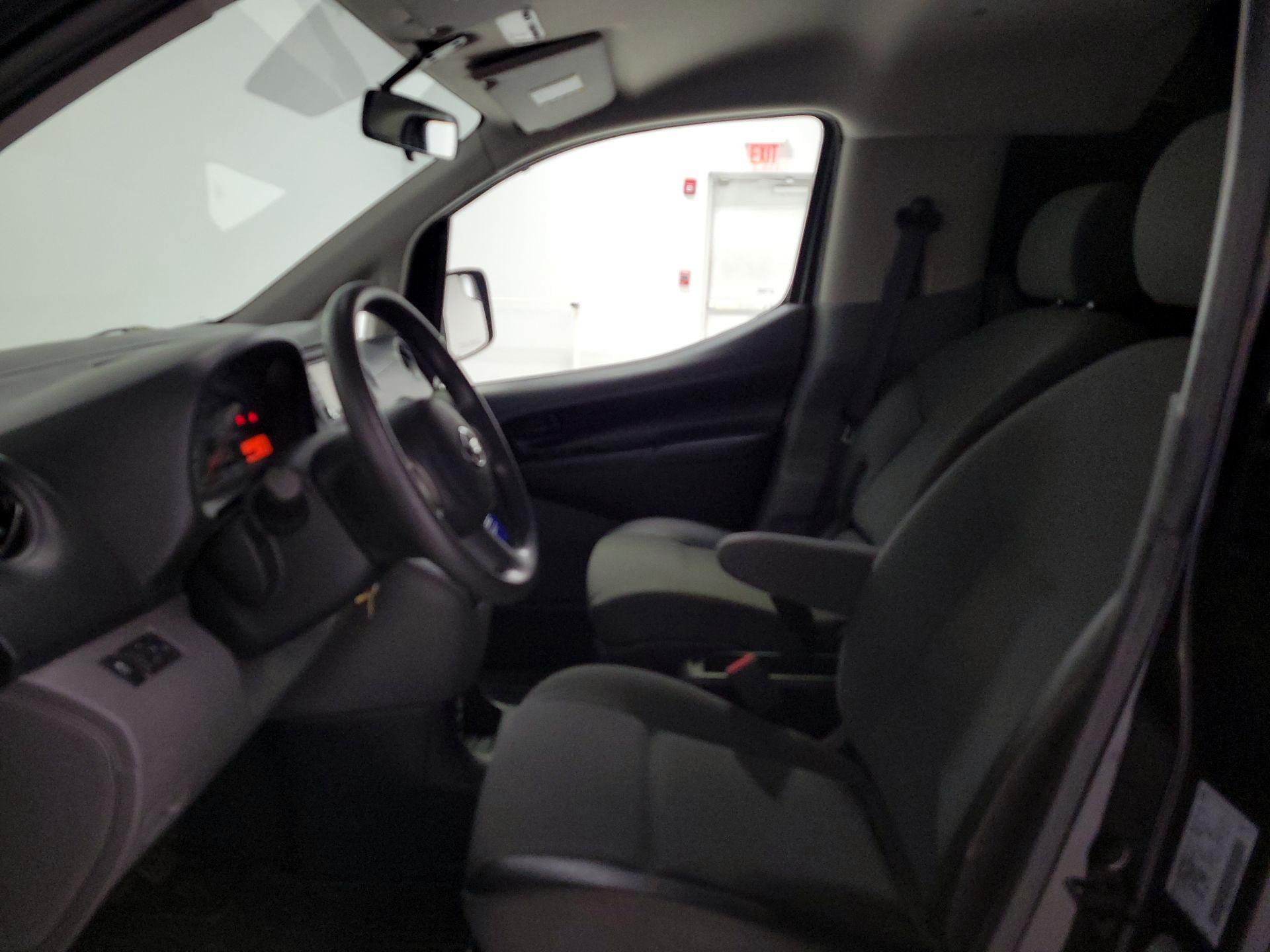 Thumbnail: 2015 Nissan NV200 - 11