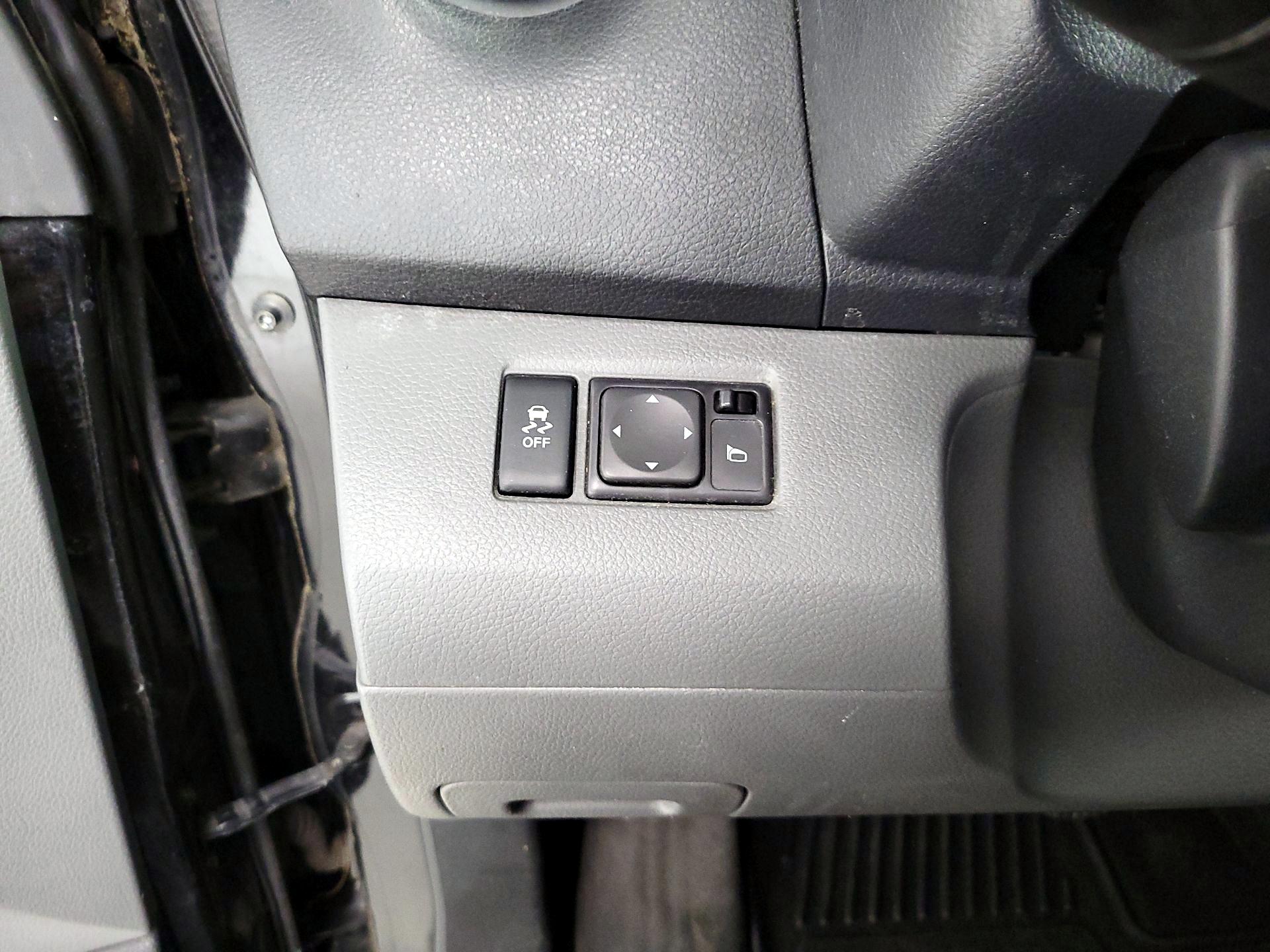Thumbnail: 2015 Nissan NV200 - 13