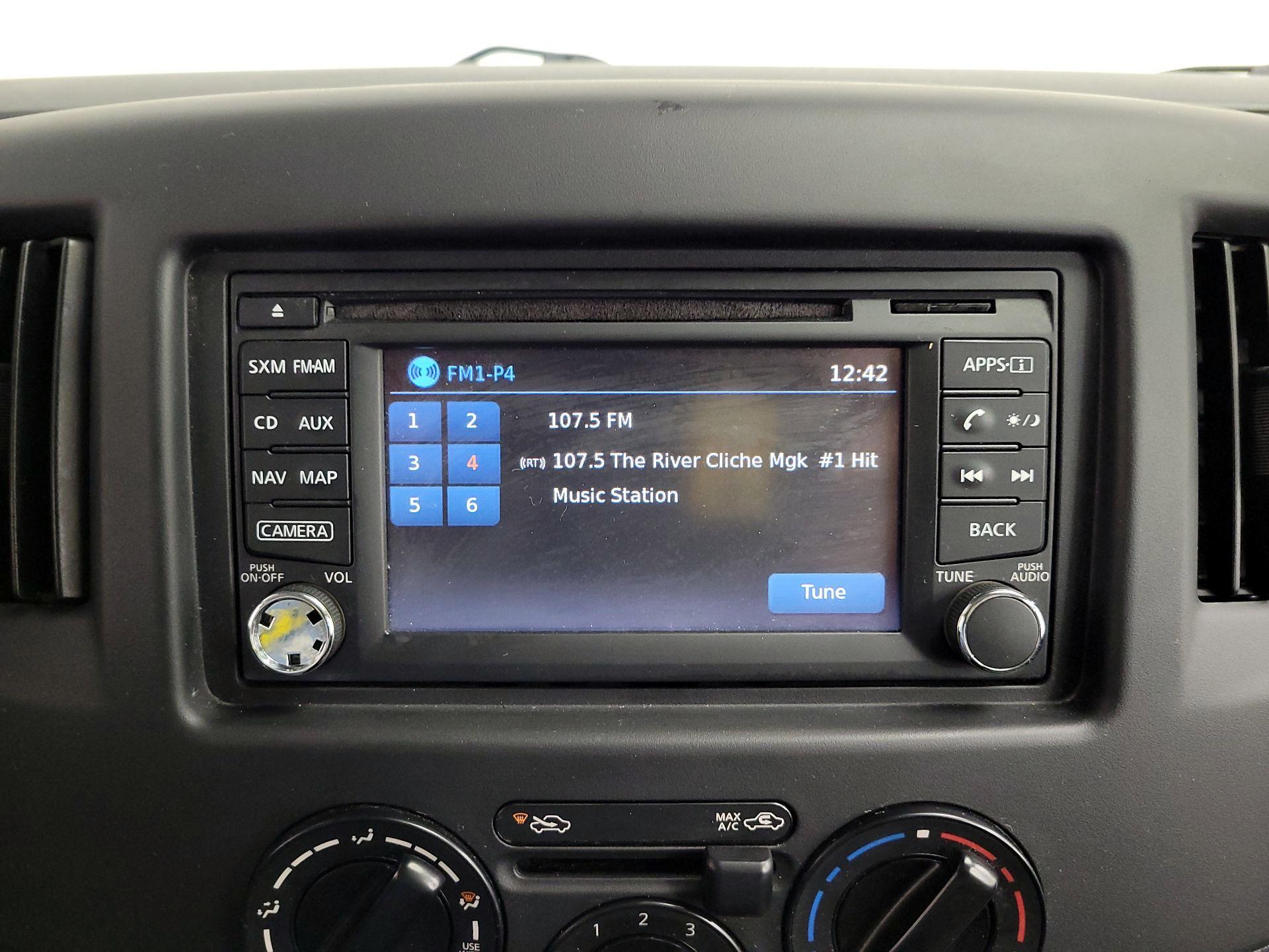 Thumbnail: 2015 Nissan NV200 - 16