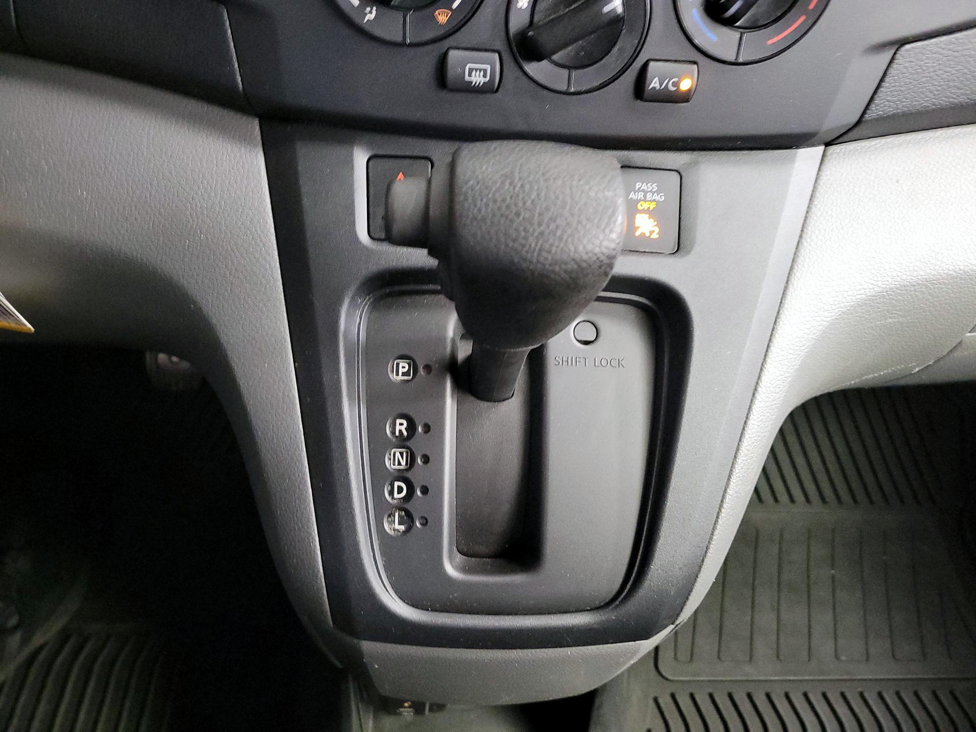 Thumbnail: 2015 Nissan NV200 - 18